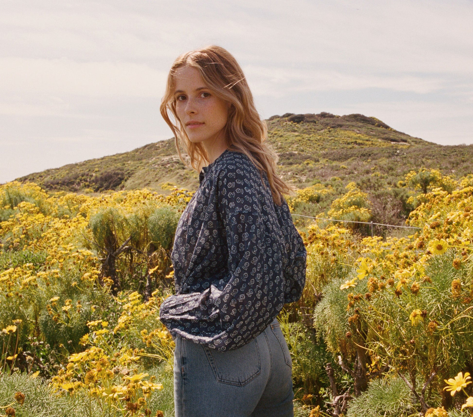 HMD -- THE JANE BLOUSE -- INDIGO view 11
