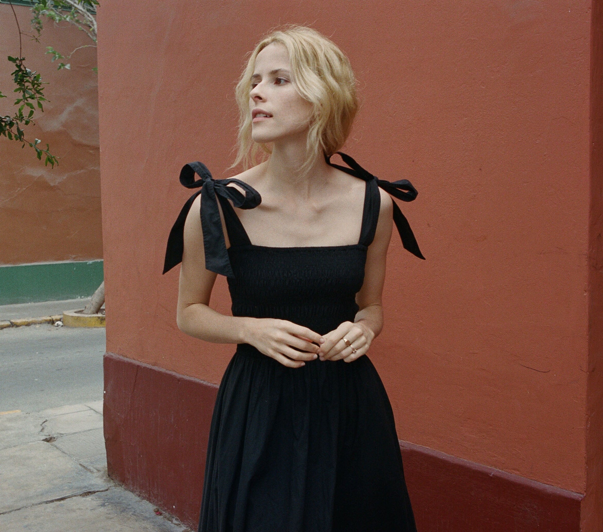 HMD -- JASMINE DRESS -- BLACK view 2

