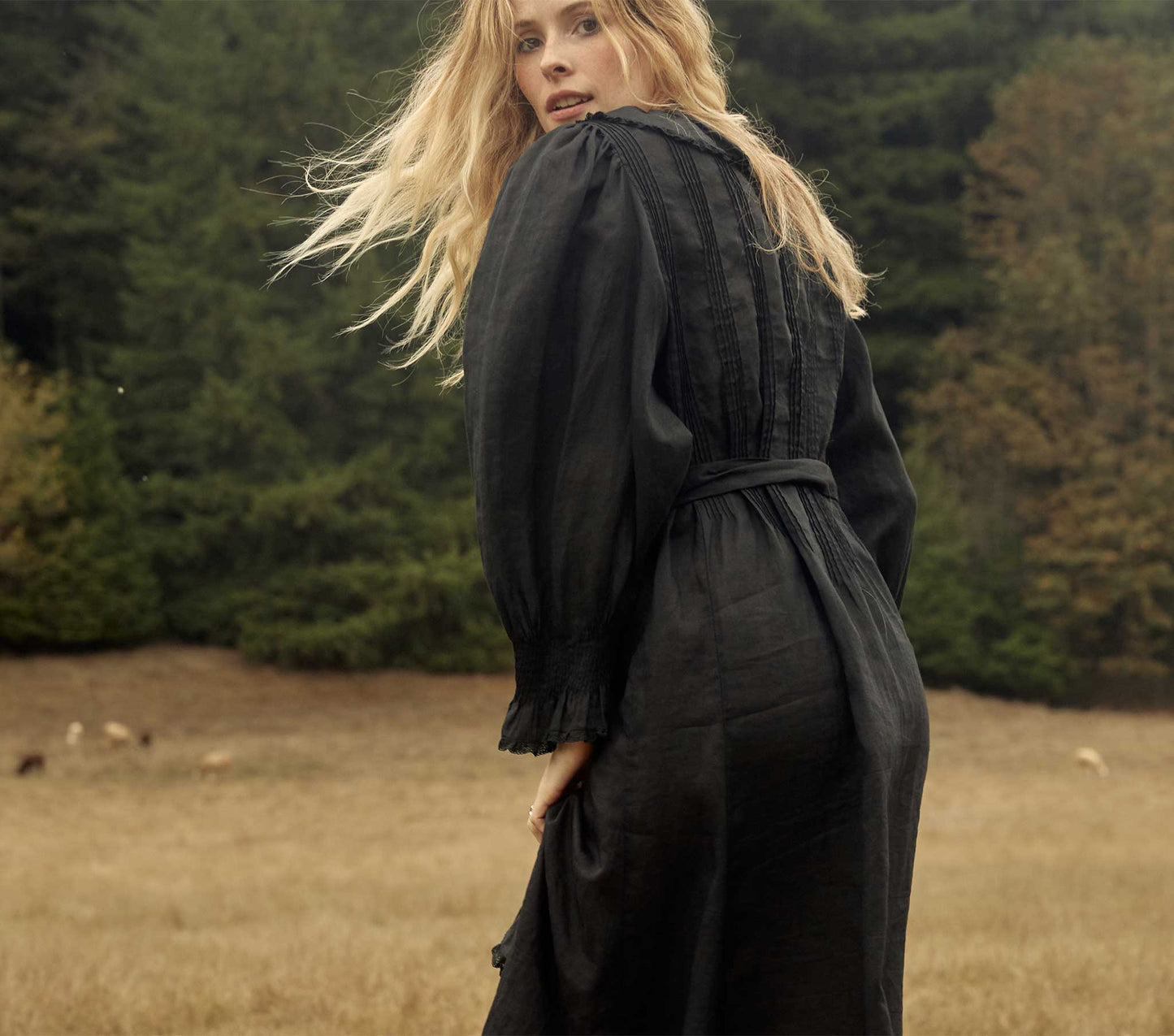 HMD -- NADIA DRESS -- BLACK