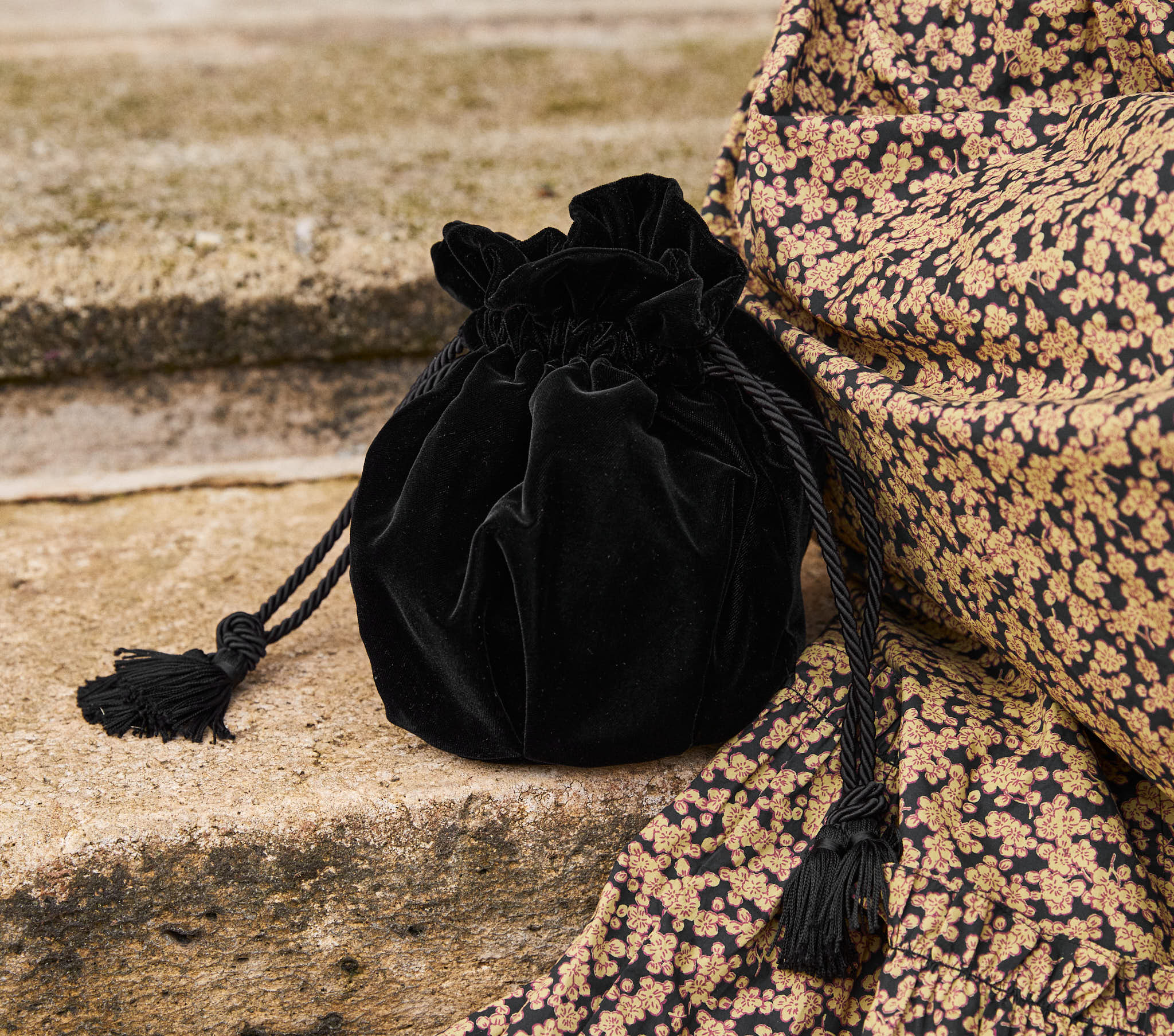 HMD -- BENNET BAG -- BLACK