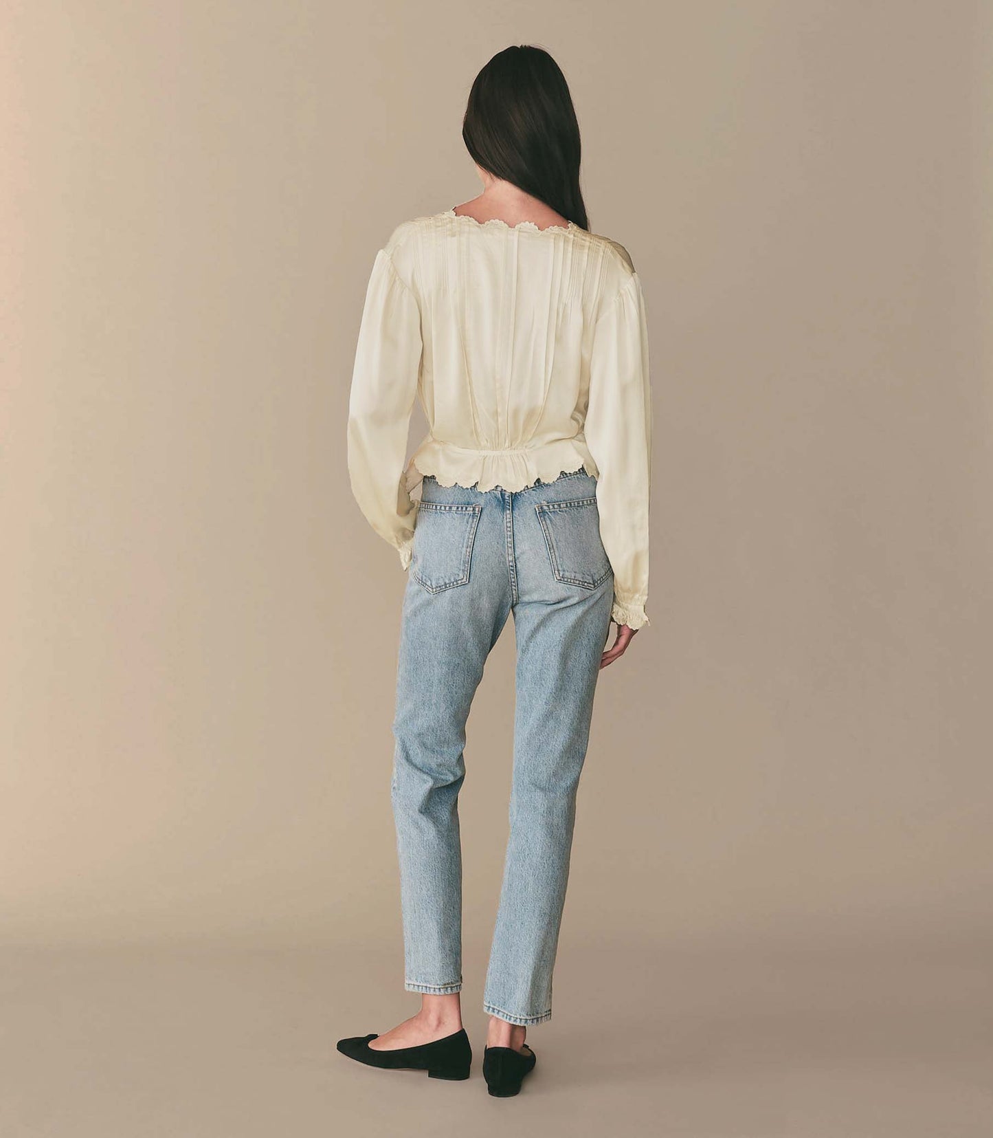 HMD -- ELAYNE TOP -- MOTHER OF PEARL