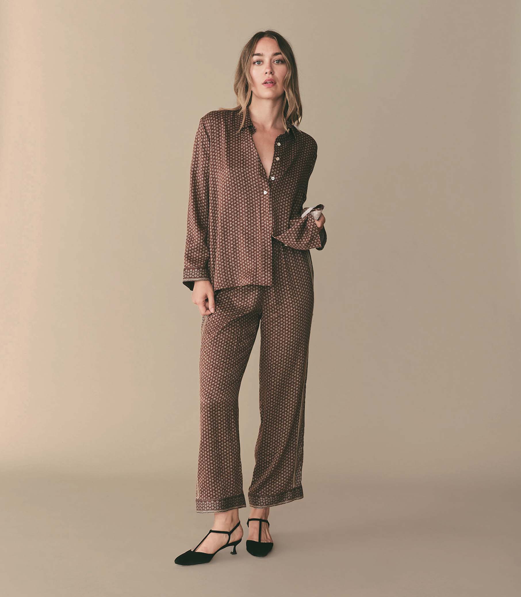 HMD -- HILLA TOP -- TERRE MARCHE FOULARD view 3
