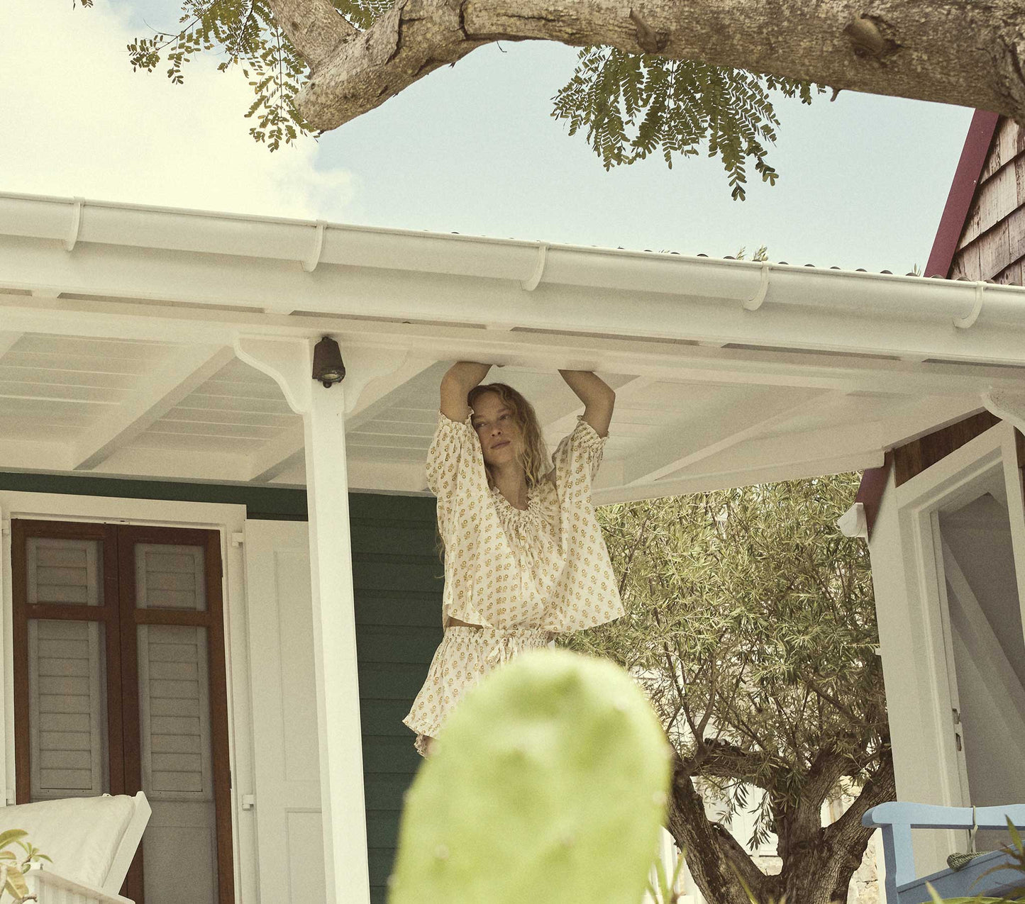HMD -- SHORE TOP -- CREAM SUNFLOWER BLOCK PRINT