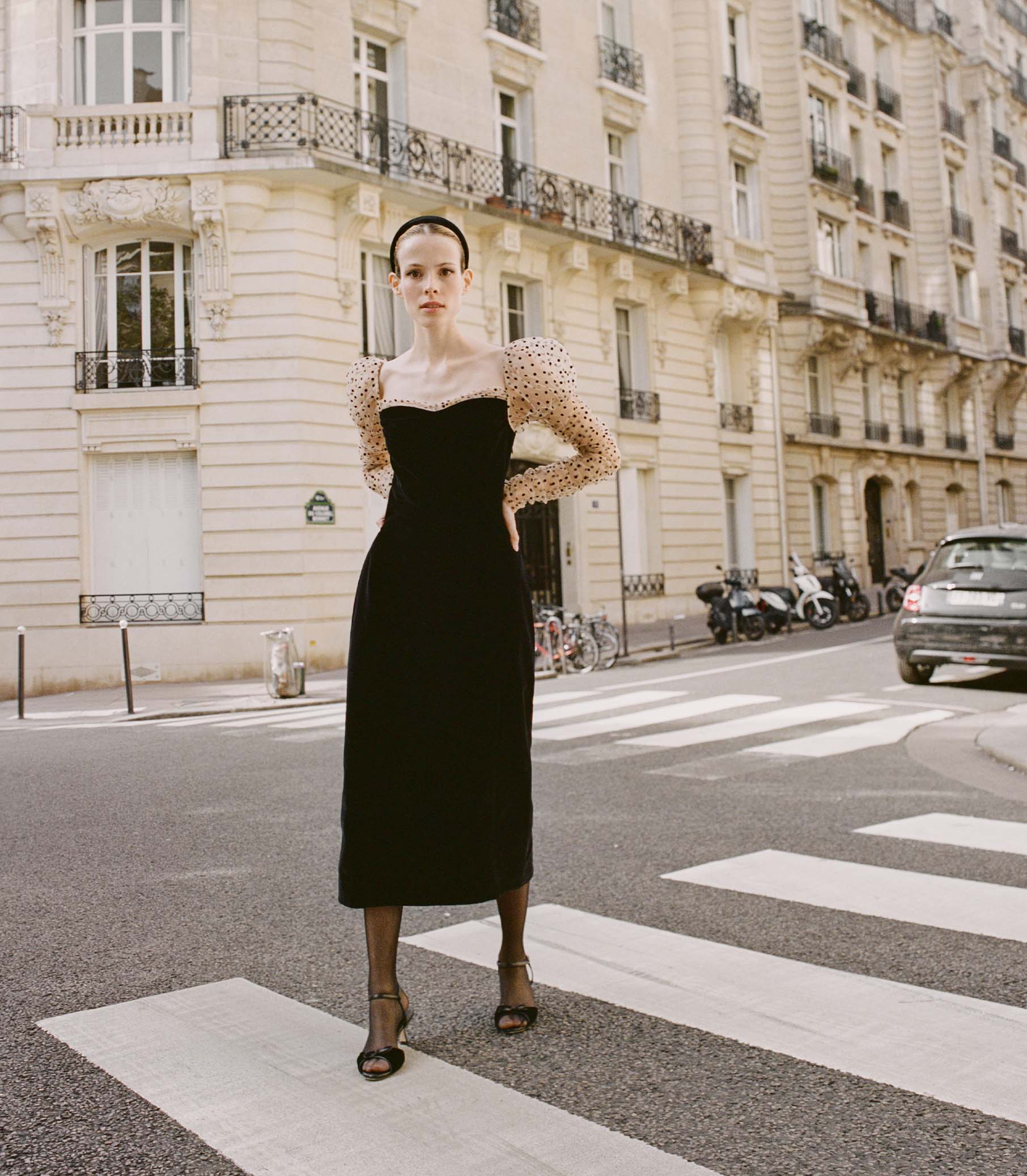 HMD -- CRISELDA DRESS -- BLACK view 6
