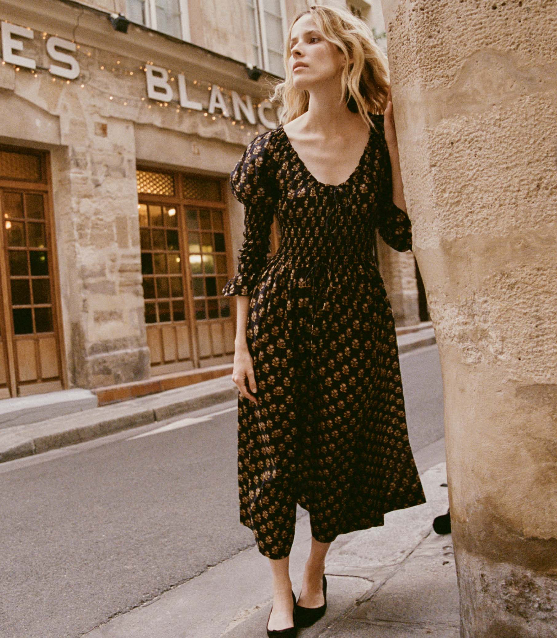 HMD -- KAIRA DRESS -- NOIR MEADOWSWEET FLORAL view 1
