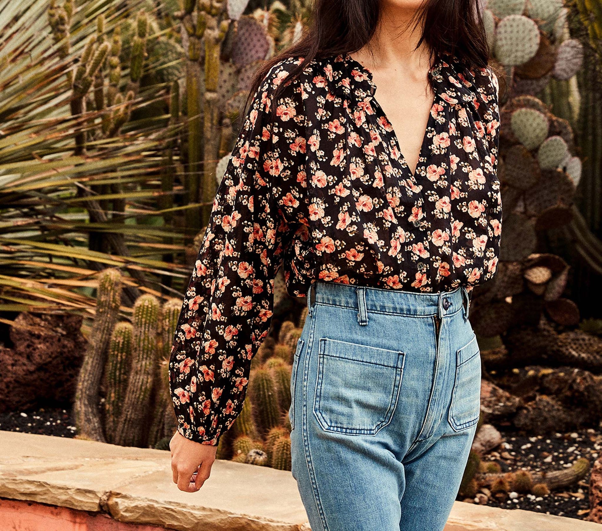 HMD -- ROSEBAY TOP -- BLACK POPPY PRINT view 1

