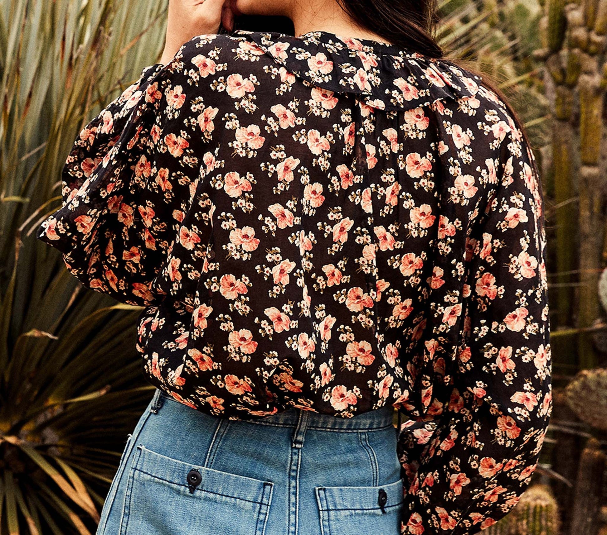 HMD -- ROSEBAY TOP -- BLACK POPPY PRINT view 3
