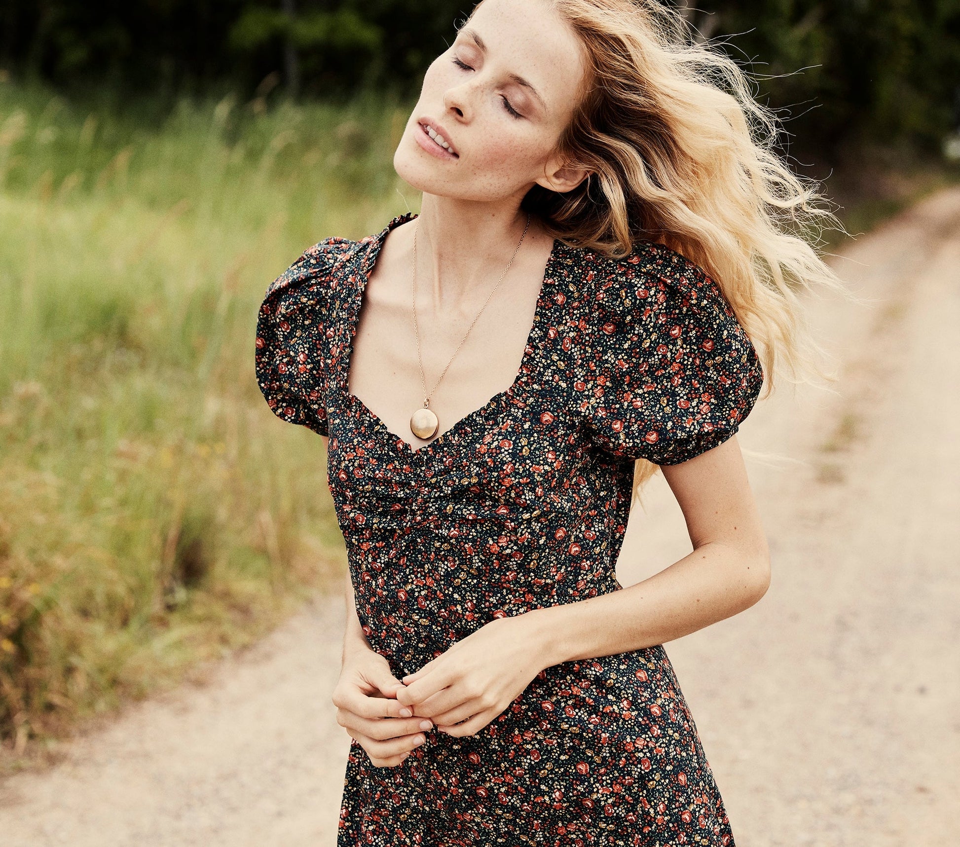 HMD -- DREE DRESS -- BLACK PETIT JARDIN PRINT view 6

