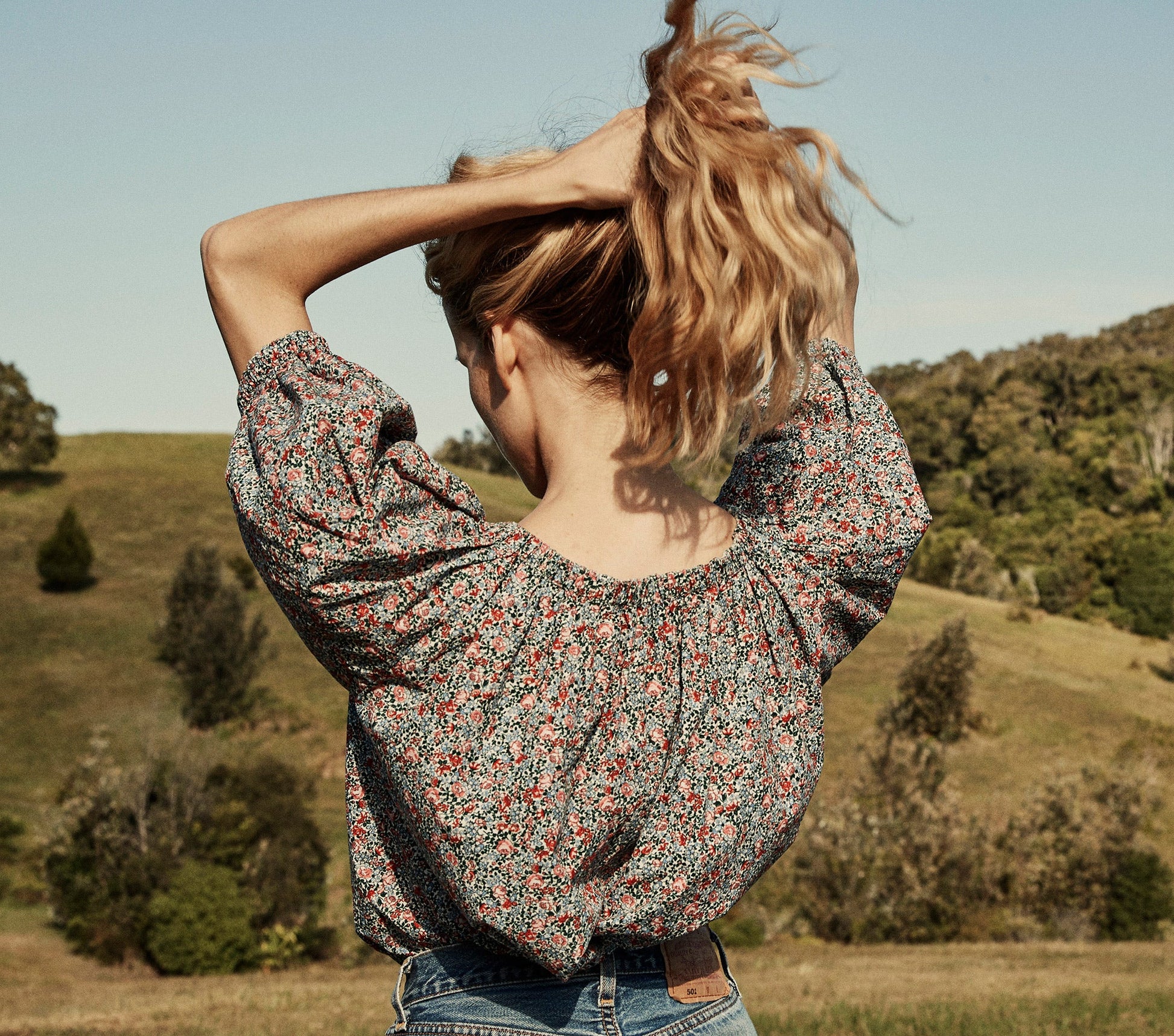 HMD -- SIA TOP -- WHITE PETIT JARDIN PRINT view 3
