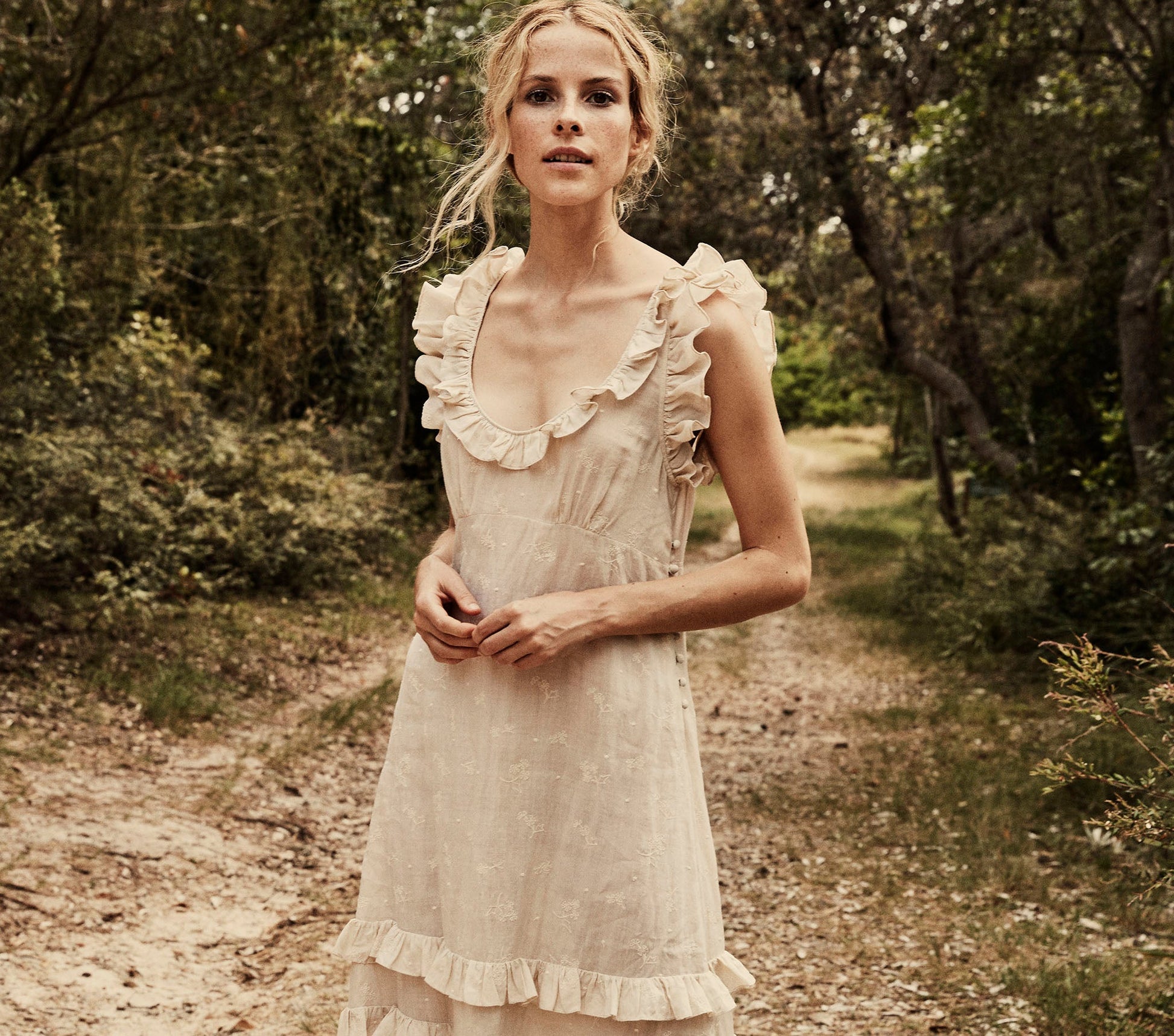 HMD -- CALLA DRESS -- DOVE view 2
