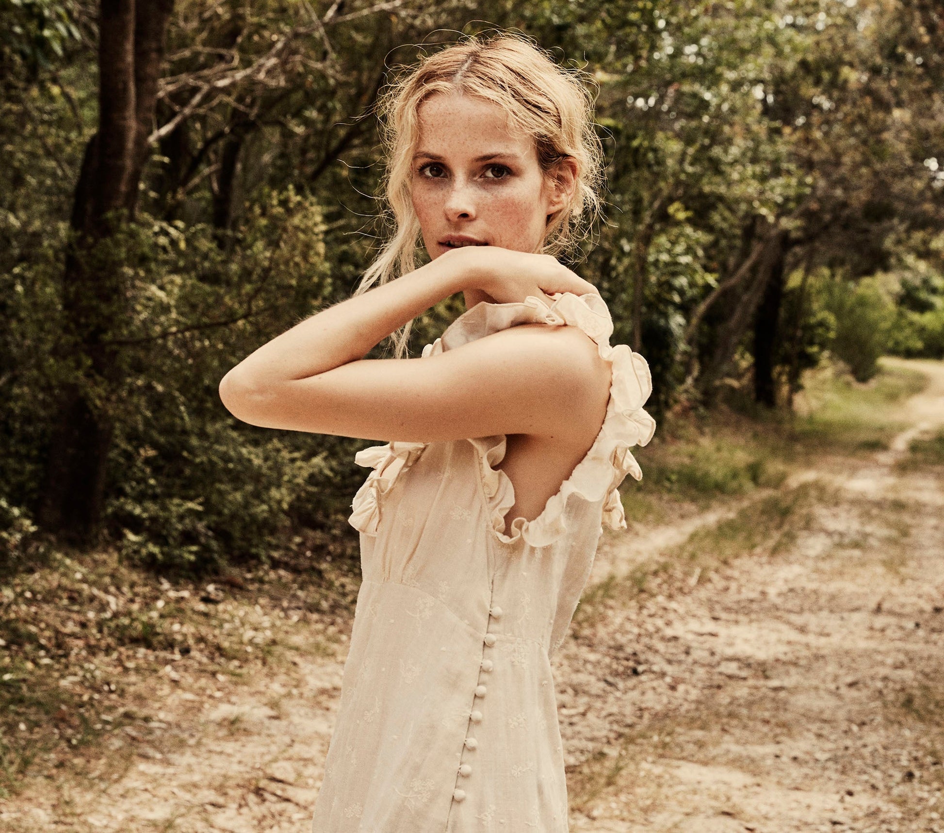 HMD -- CALLA DRESS -- DOVE view 4
