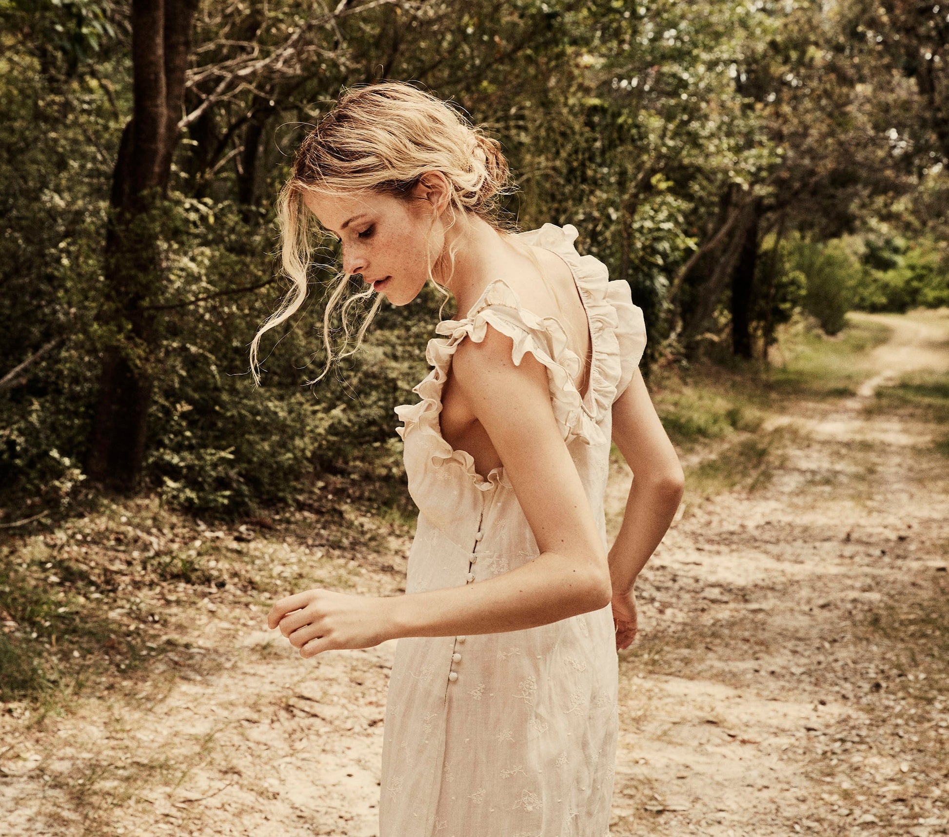 HMD -- CALLA DRESS -- DOVE view 5
