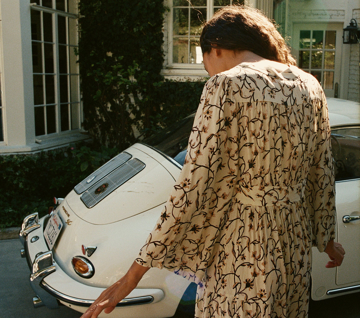 HMD -- ZINNIA DRESS -- CREAM SCROLL PRINT