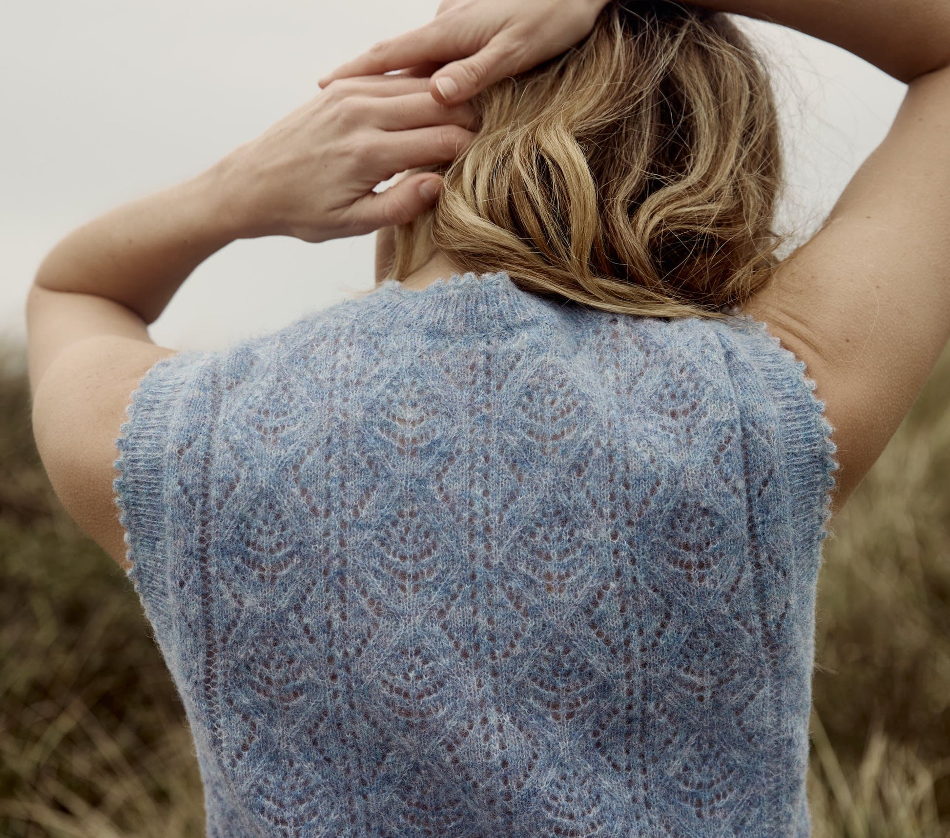 HMD -- ADRIANA VEST -- AZURE view 6
