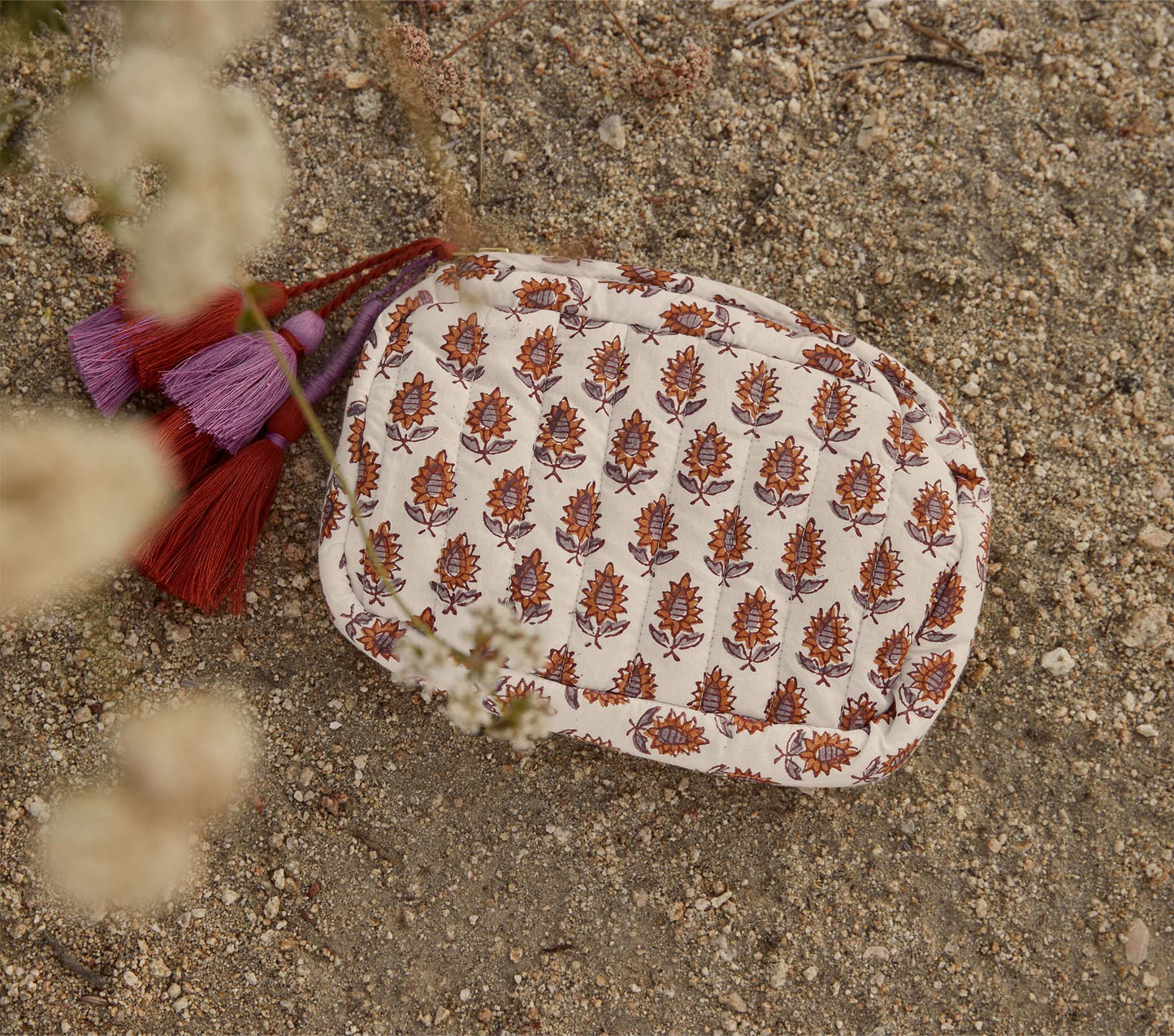 HMD -- PETITE ROUEN POUCH -- TRAVELER BLOCK PRINT