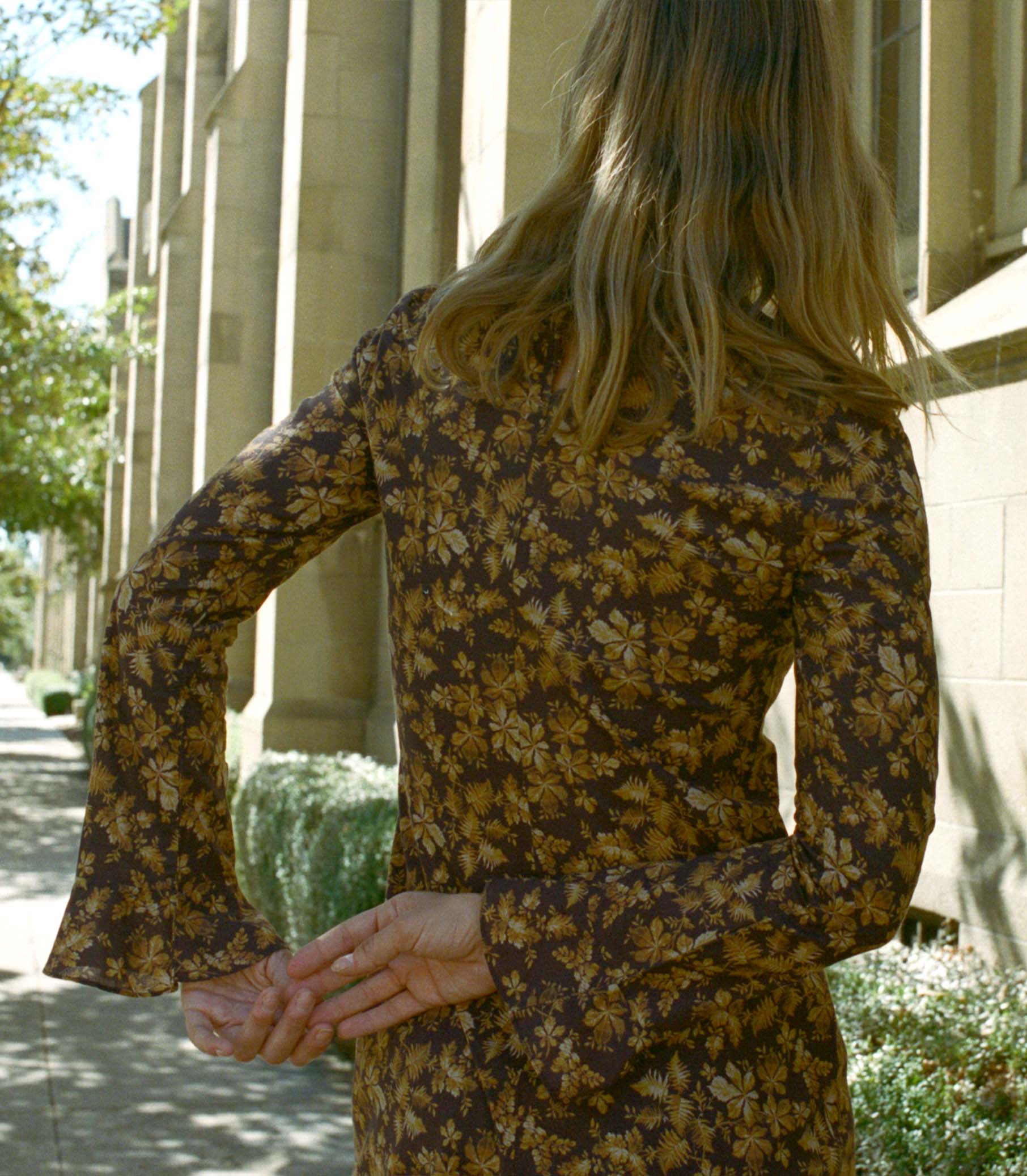 HMD -- AMANDE DRESS -- FERN GROVE FLORAL view 4