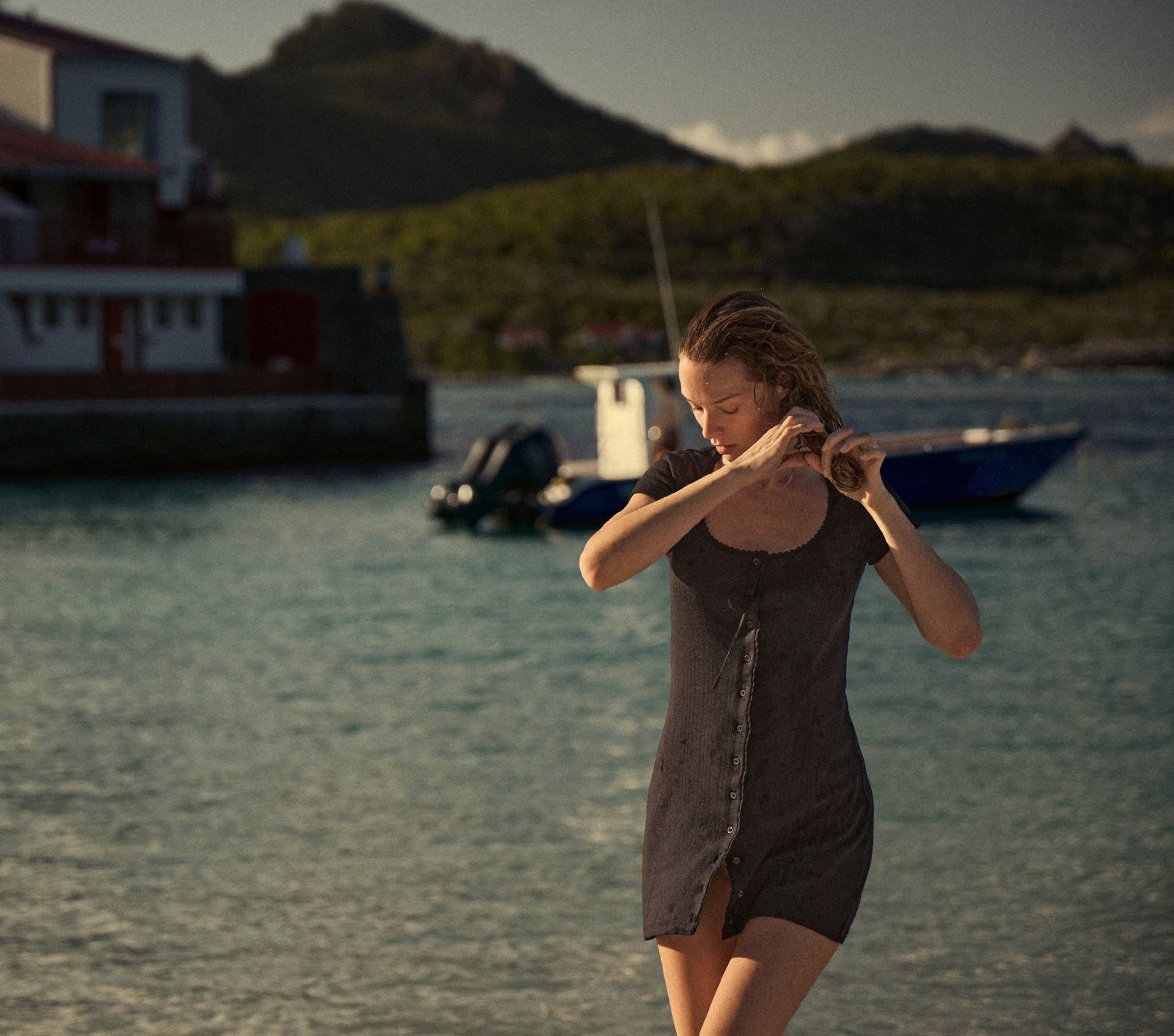 HMD -- AMATA DRESS -- BLACK view 8
