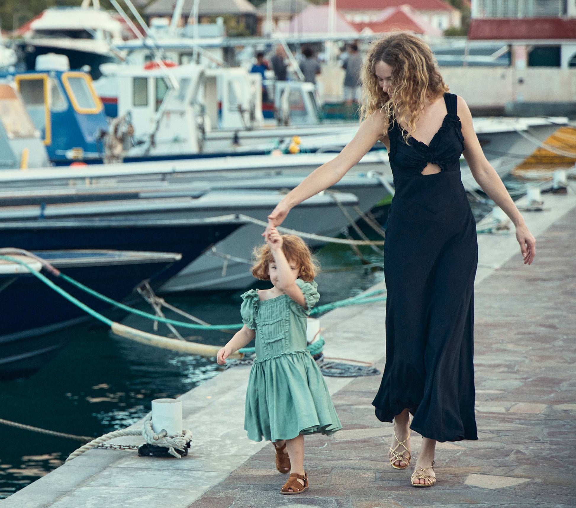 HMD -- AMORETTA DRESS -- BLACK view 1
