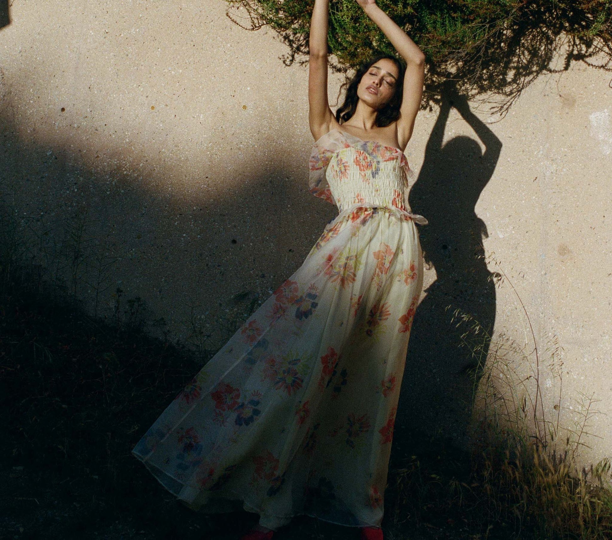 HMD -- AURELIE DRESS -- SWEET GARDENIA view 2

