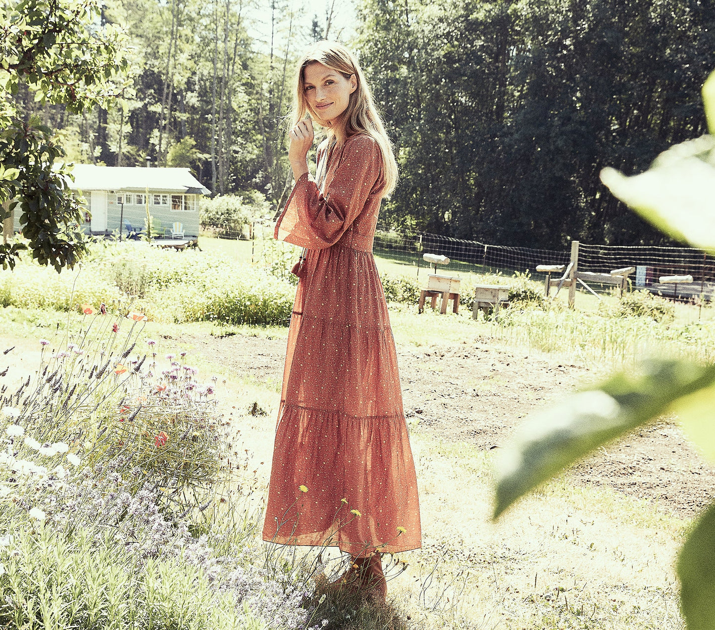 HMD -- ANNELI DRESS -- TAMARILLO PRAIRIE PAISLEY