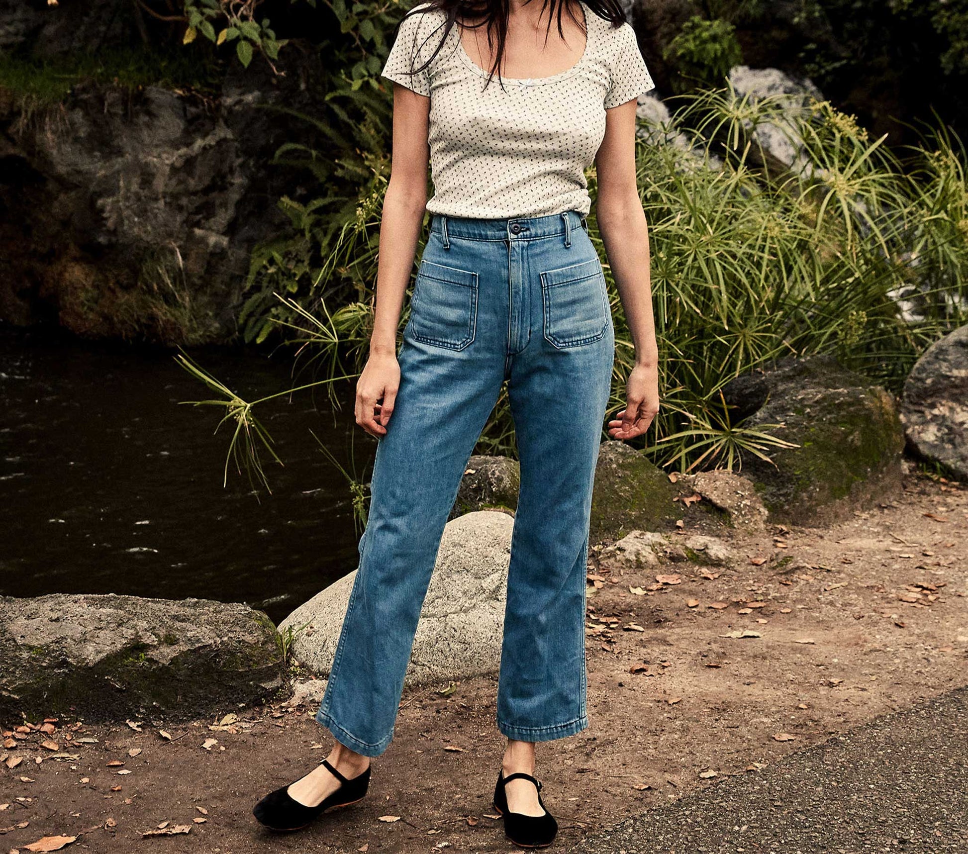 HMD -- BRIGITTE TEE -- BLUE ROSEBUD PRINT view 3

