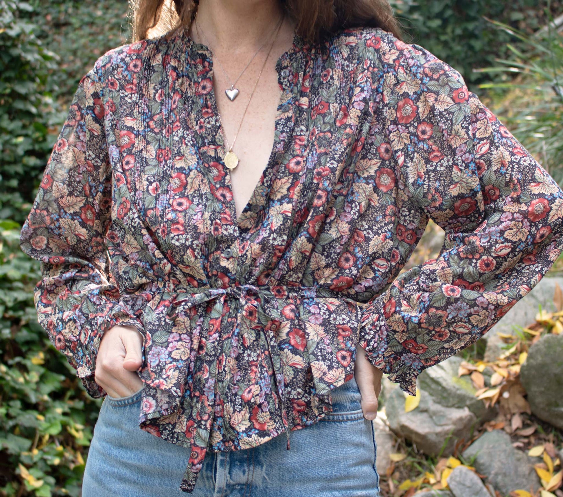 HMD -- CEZANNE TOP -- WILDBERRY THICKET view 2
