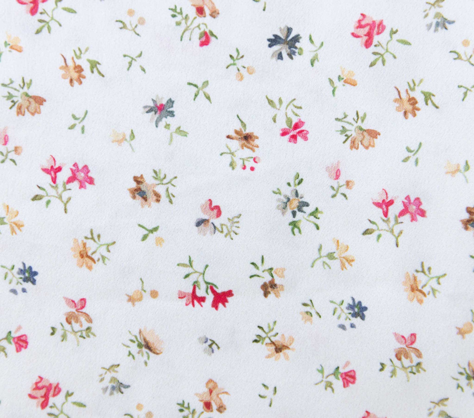 HMD -- EDREA DRESS -- COTTAGE BREEZE FLORAL view 4
