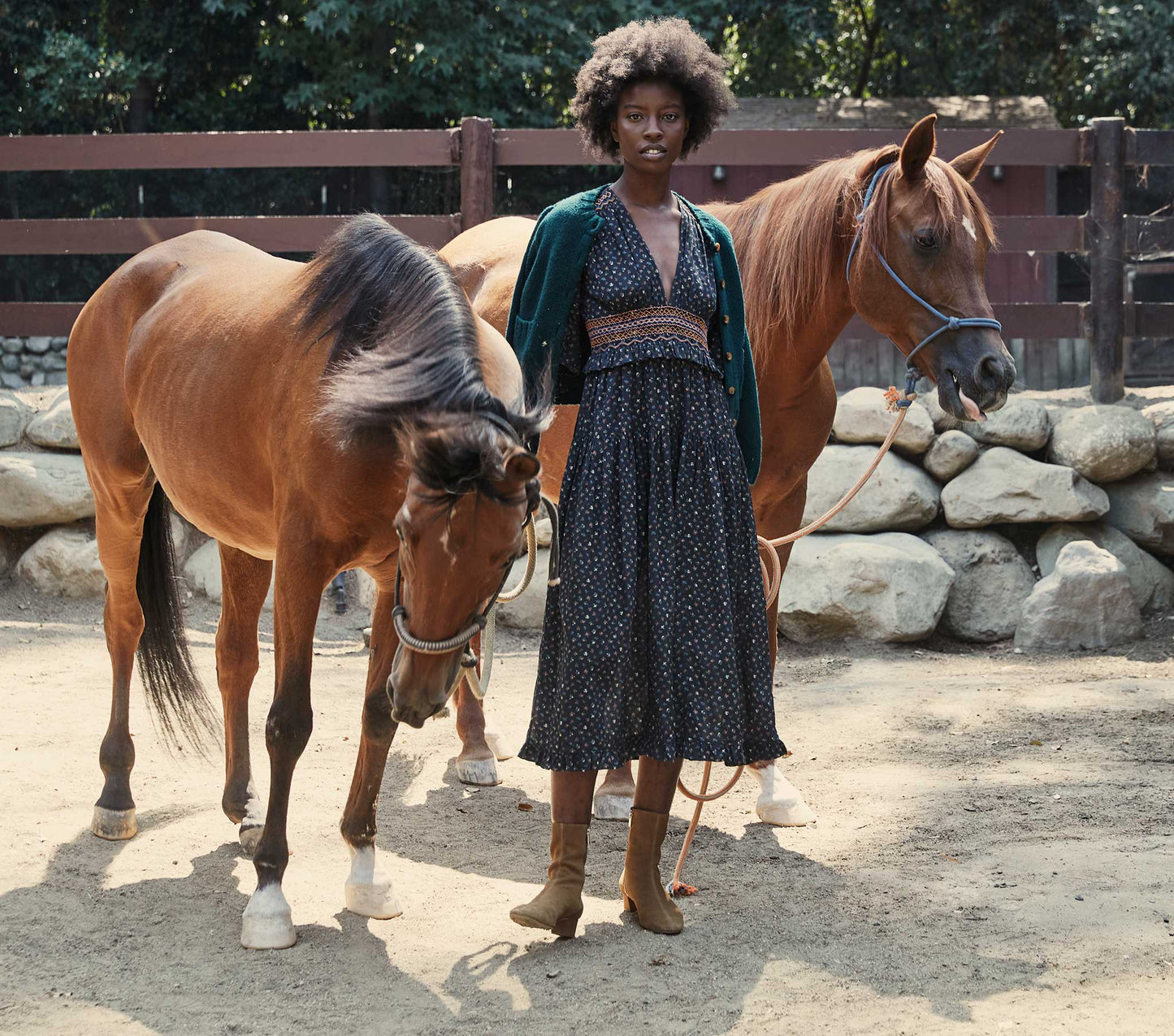 HMD -- RISETTE CARDIGAN SWEATER -- FOREST GREEN