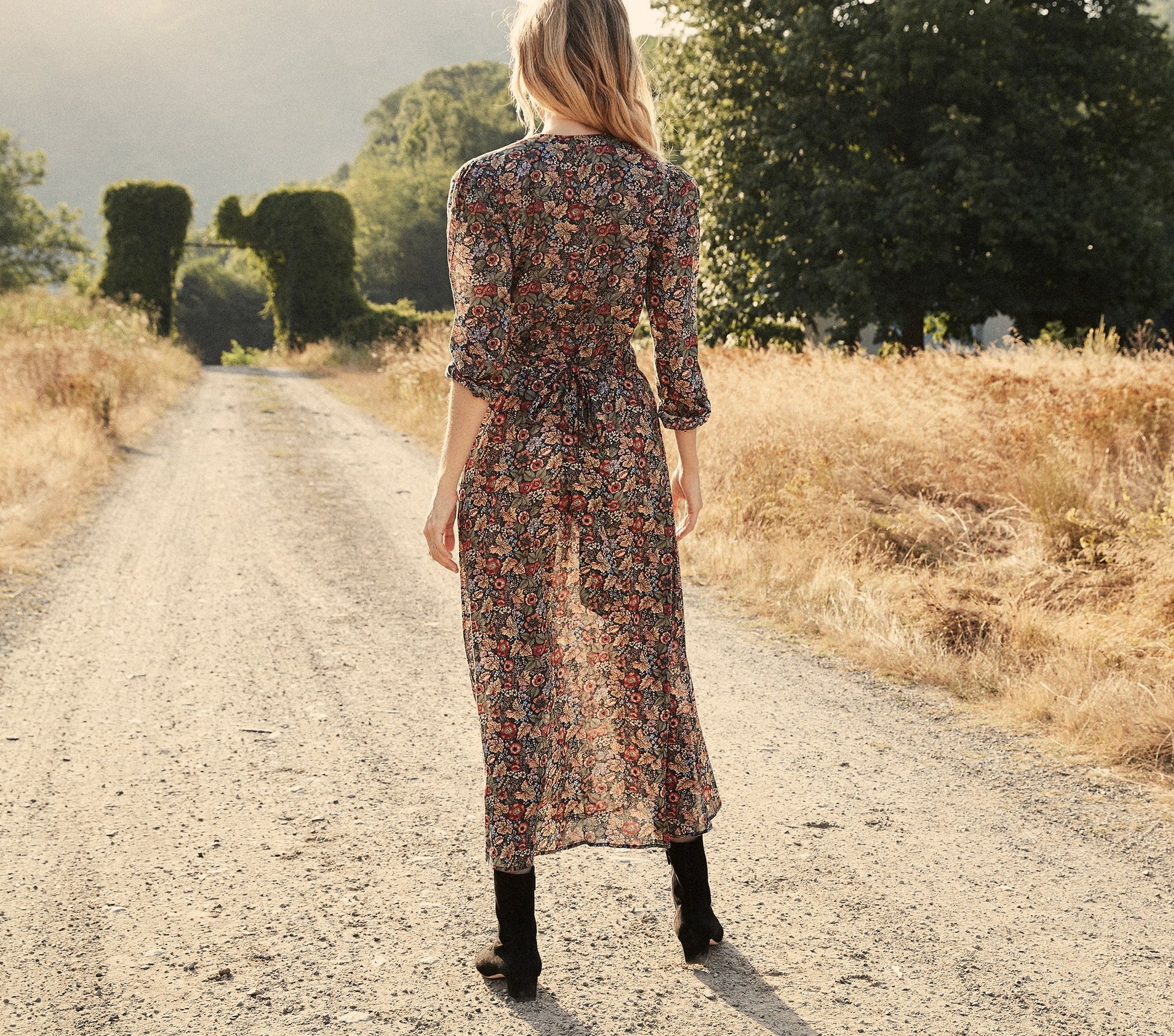 HMD -- CHARLESTON DRESS -- WILDBERRY THICKET view 10