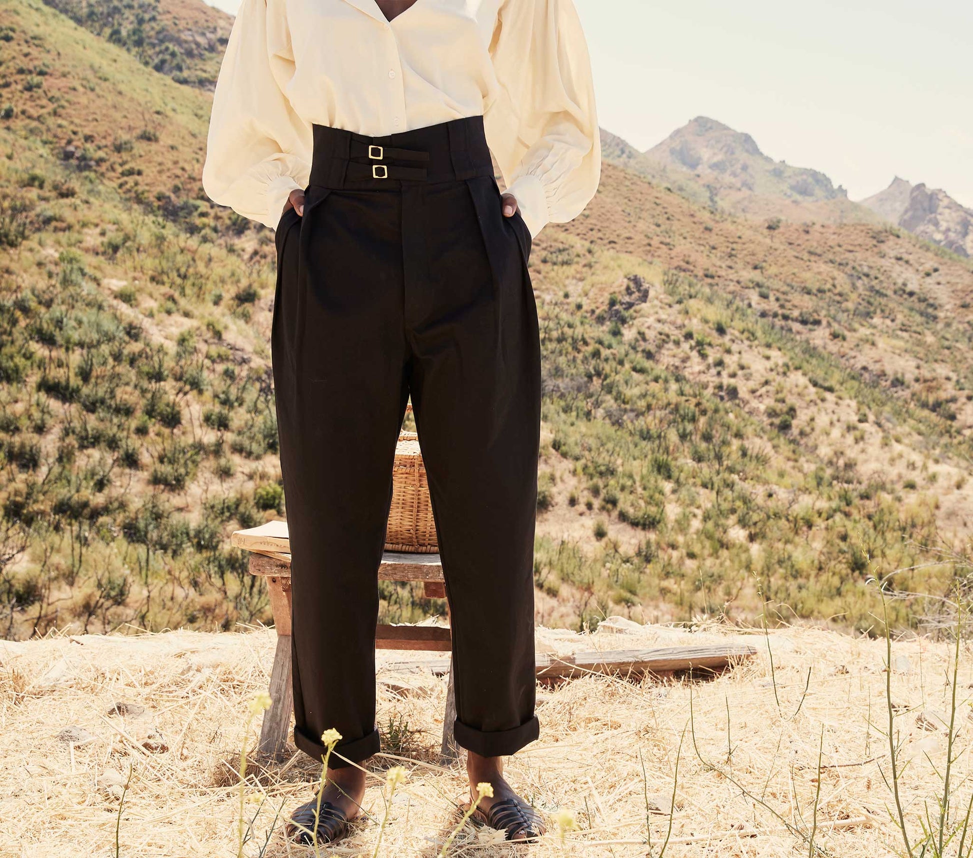HMD -- COBALT PANT -- BLACK view 5
