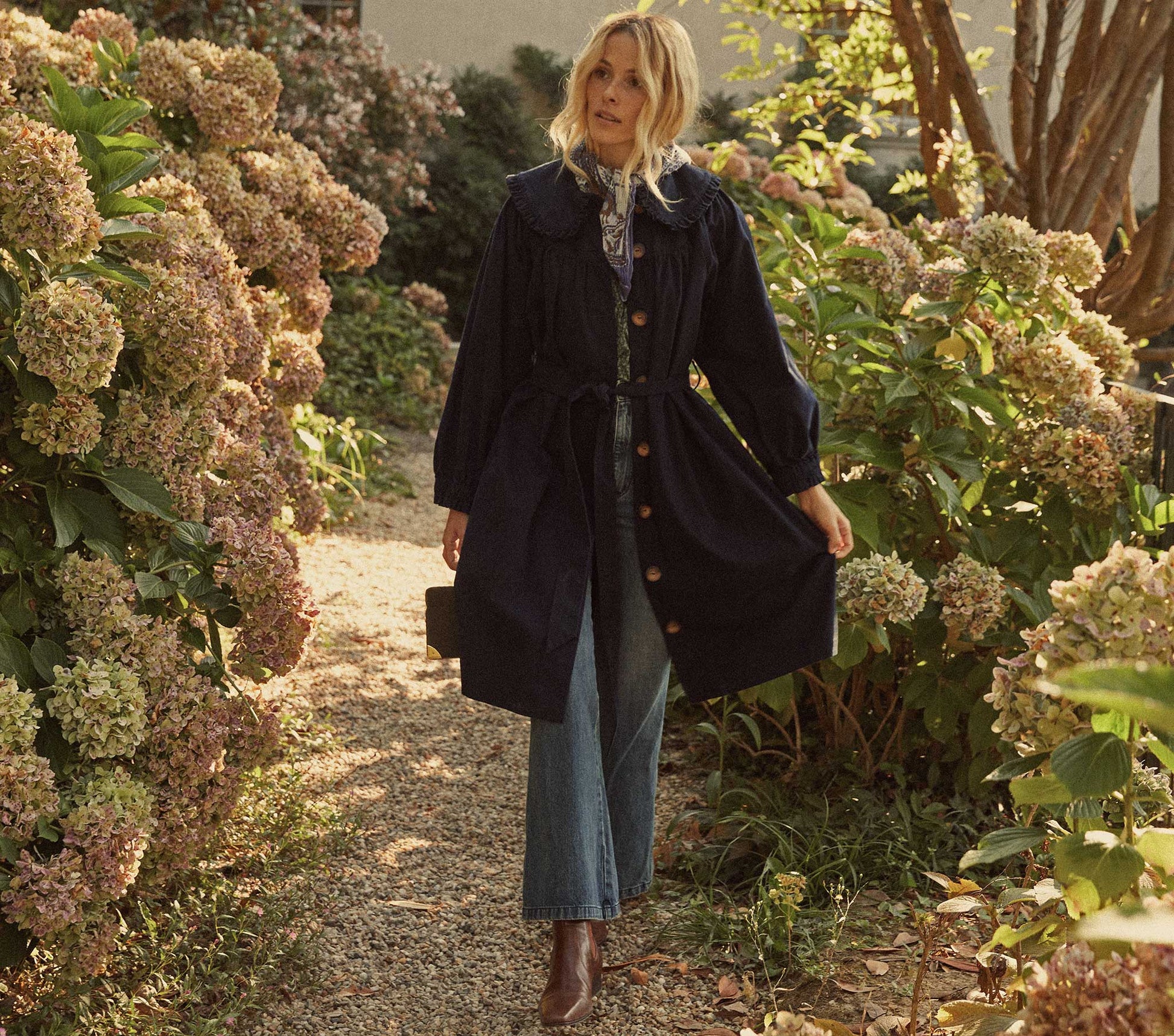 HMD -- GROVE JACKET -- NAVY view 3
