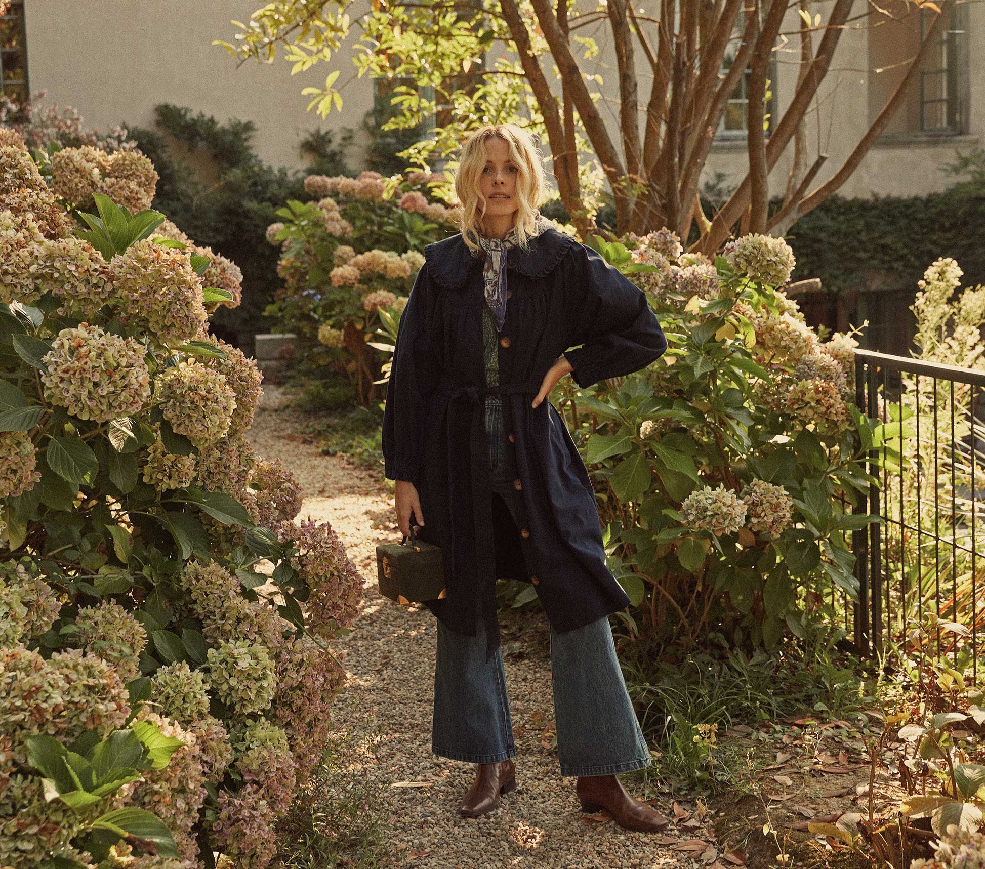 HMD -- GROVE JACKET -- NAVY view 7
