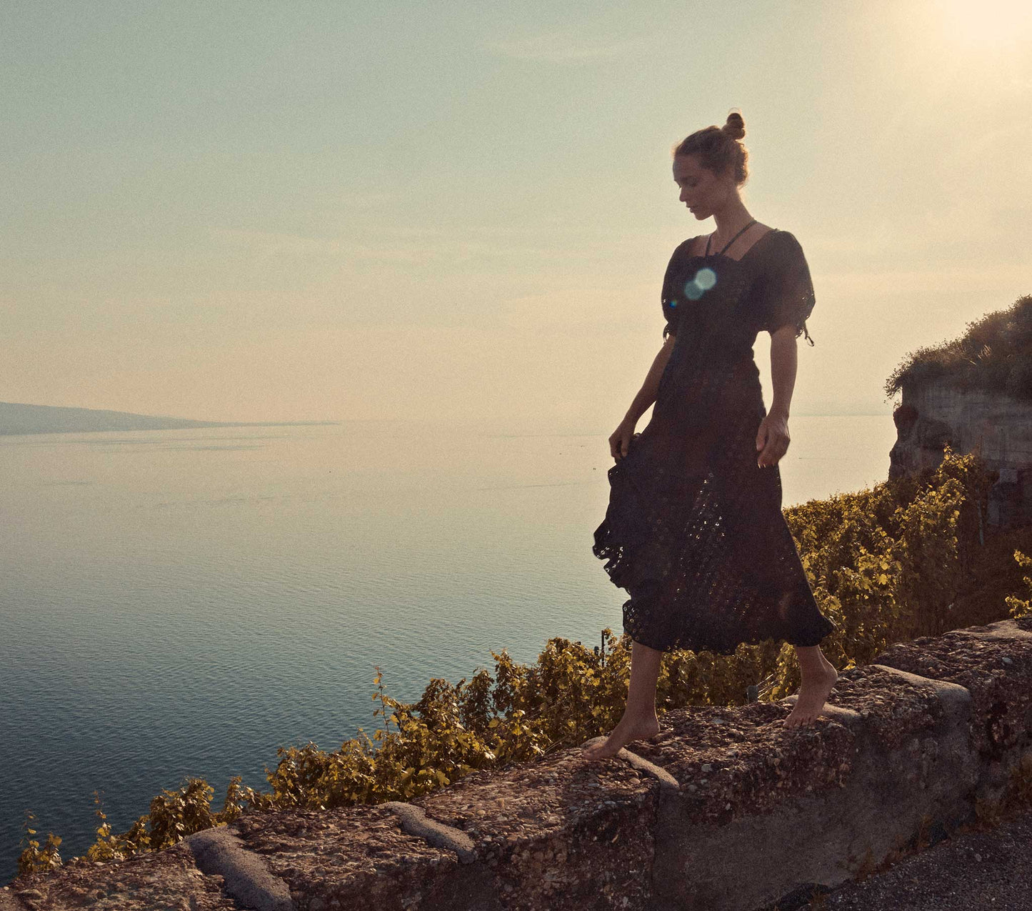 HMD -- LONDON DRESS -- BLACK