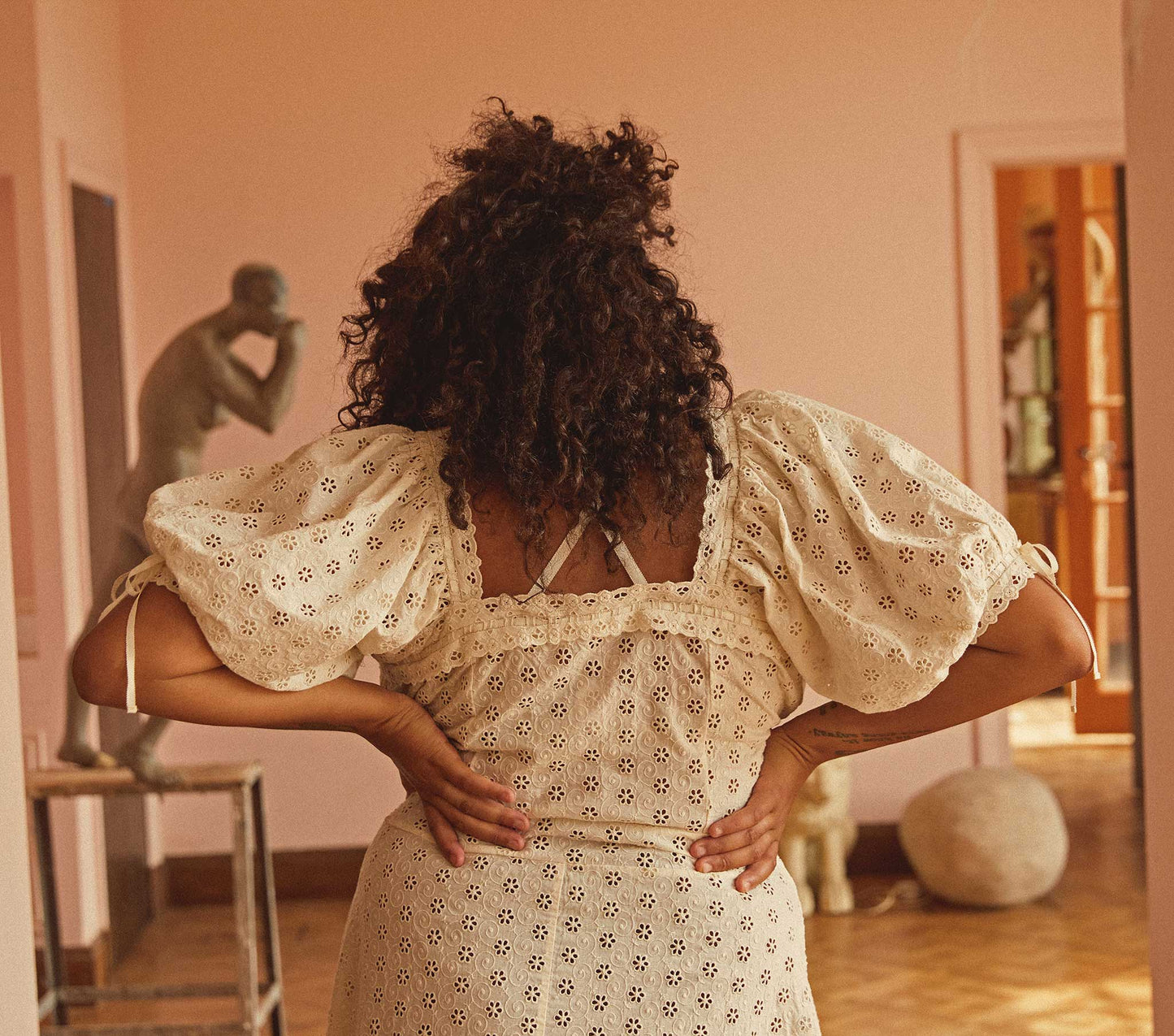 HMD -- LONDON DRESS -- NUTMILK