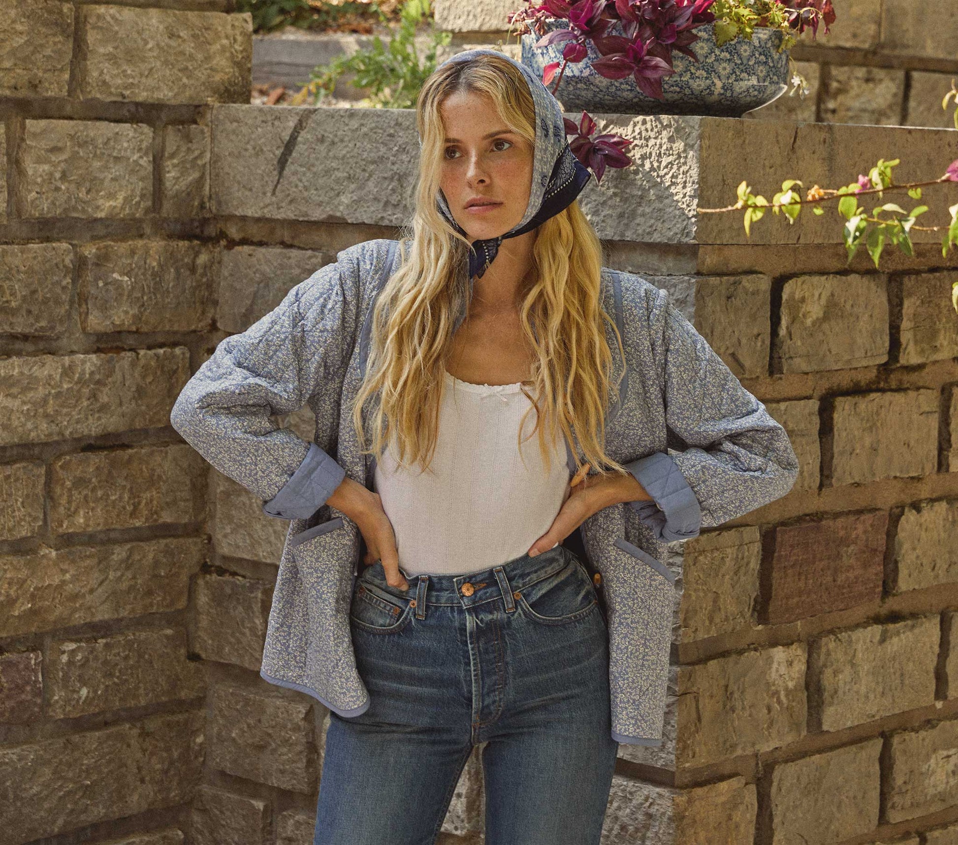 HMD -- PARKER JACKET -- BLUE COTTAGE IVY FLORAL view 1
