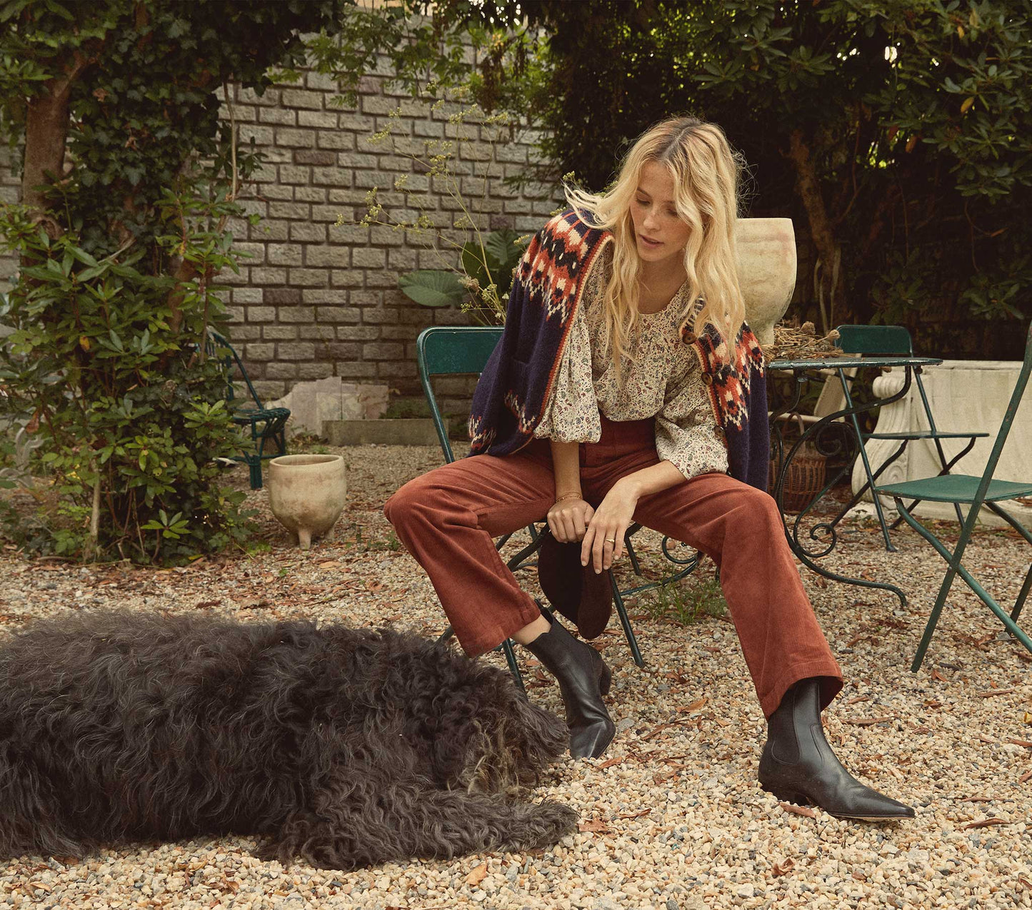 HMD -- SAVONA TOP -- CREAM SAINT CLAUDE PAISLEY