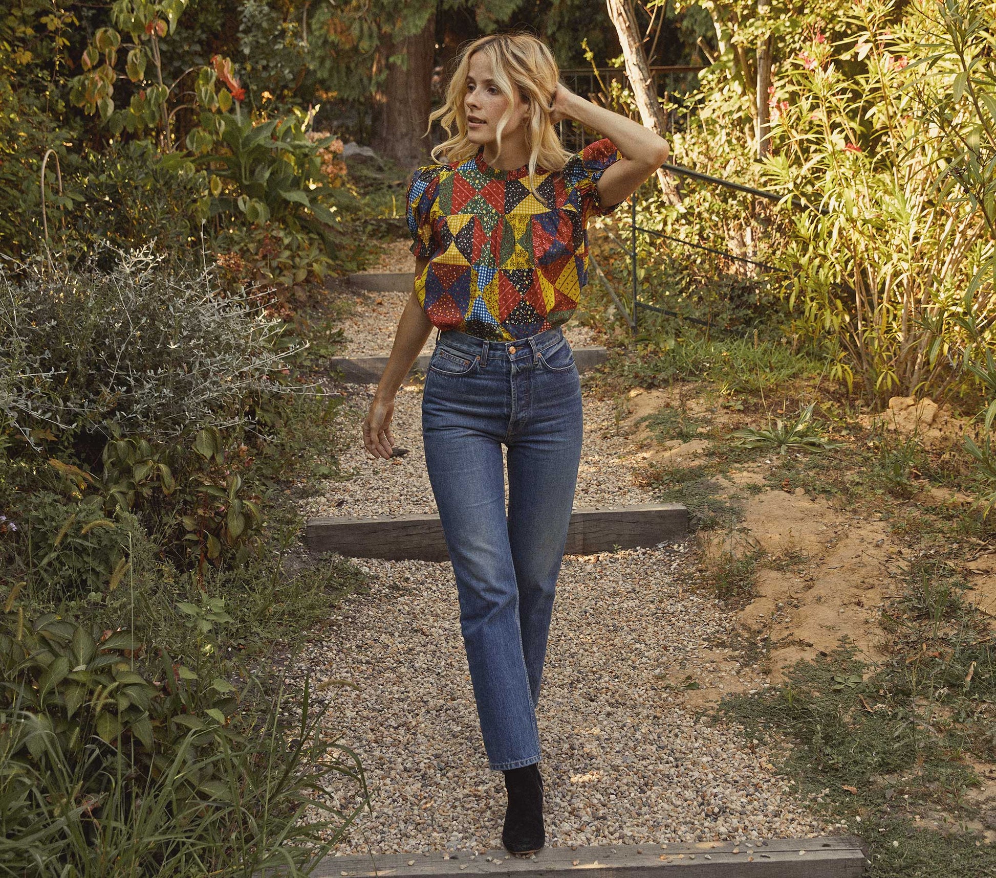 HMD -- ALIDA TOP -- COUNTRYSIDE PATCHWORK PRINT view 2
