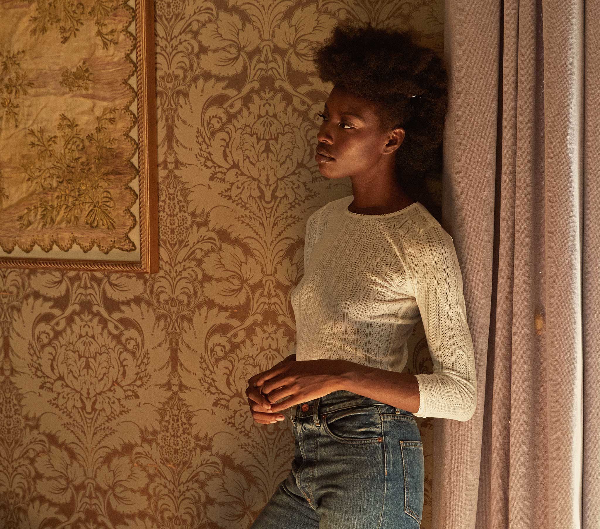 HMD -- ANNIE TEE -- SALT