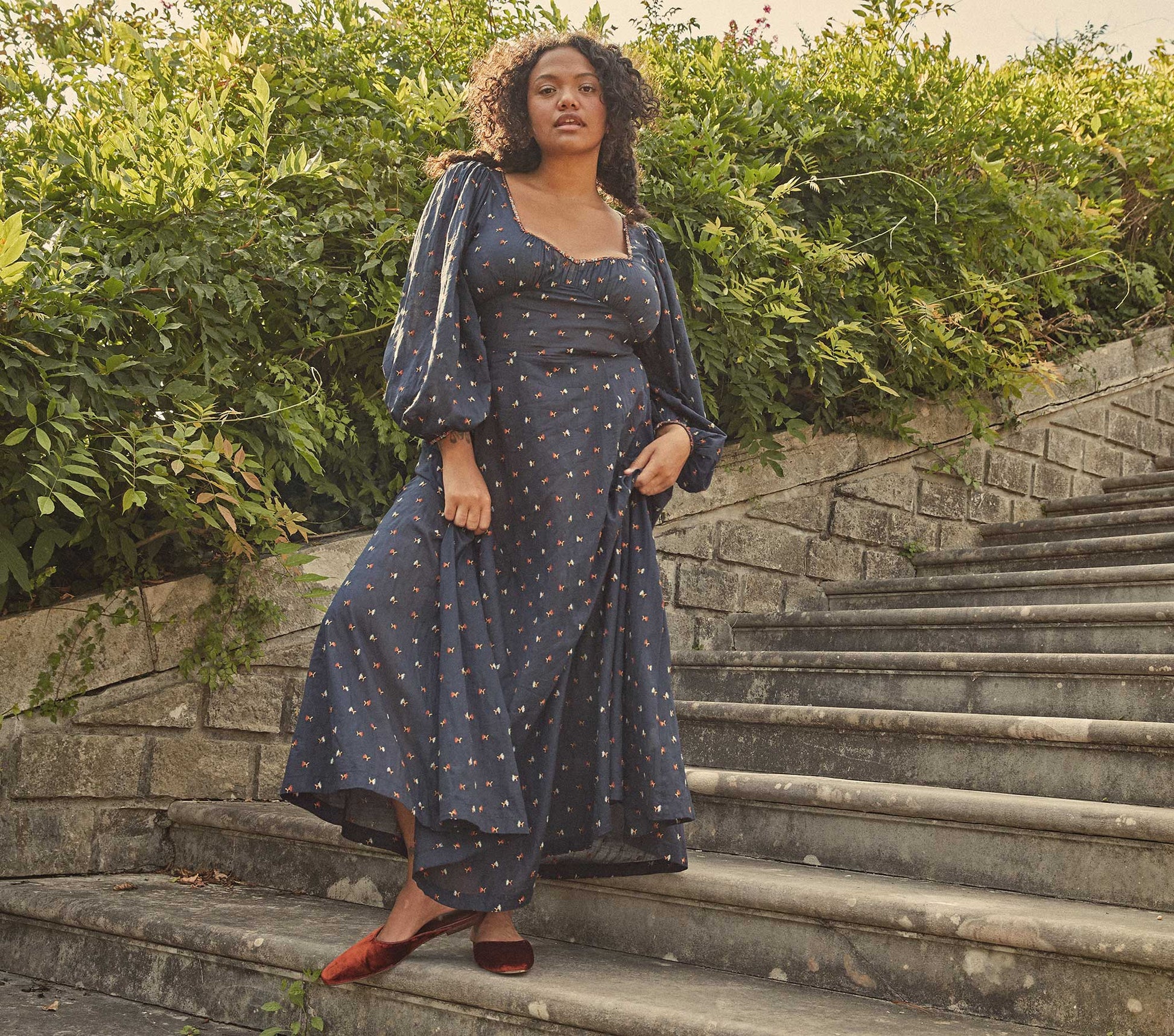 HMD -- CAROLINA DRESS -- NAVY CARNATION EMBROIDERY view 1
