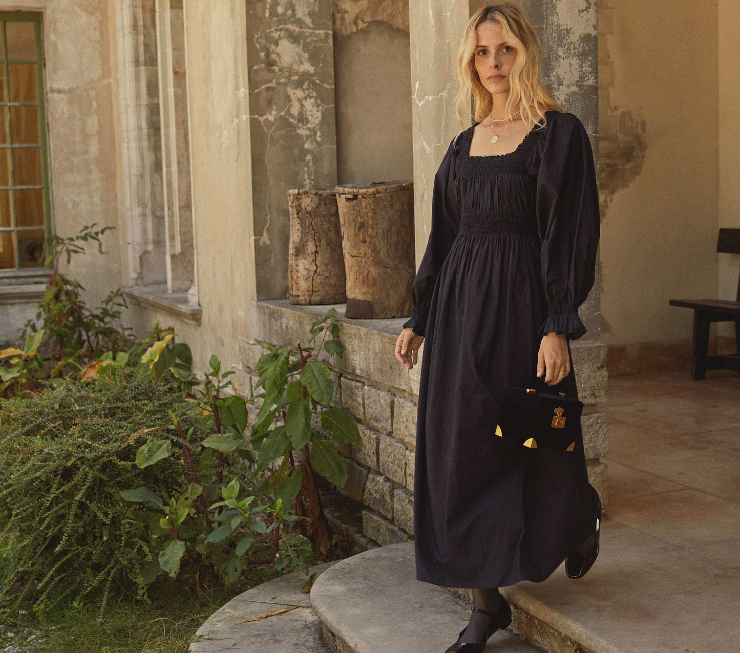 HMD -- CATRINETTE DRESS -- BLACK