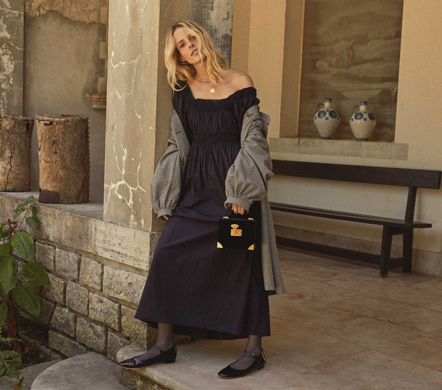 HMD -- CATRINETTE DRESS -- BLACK