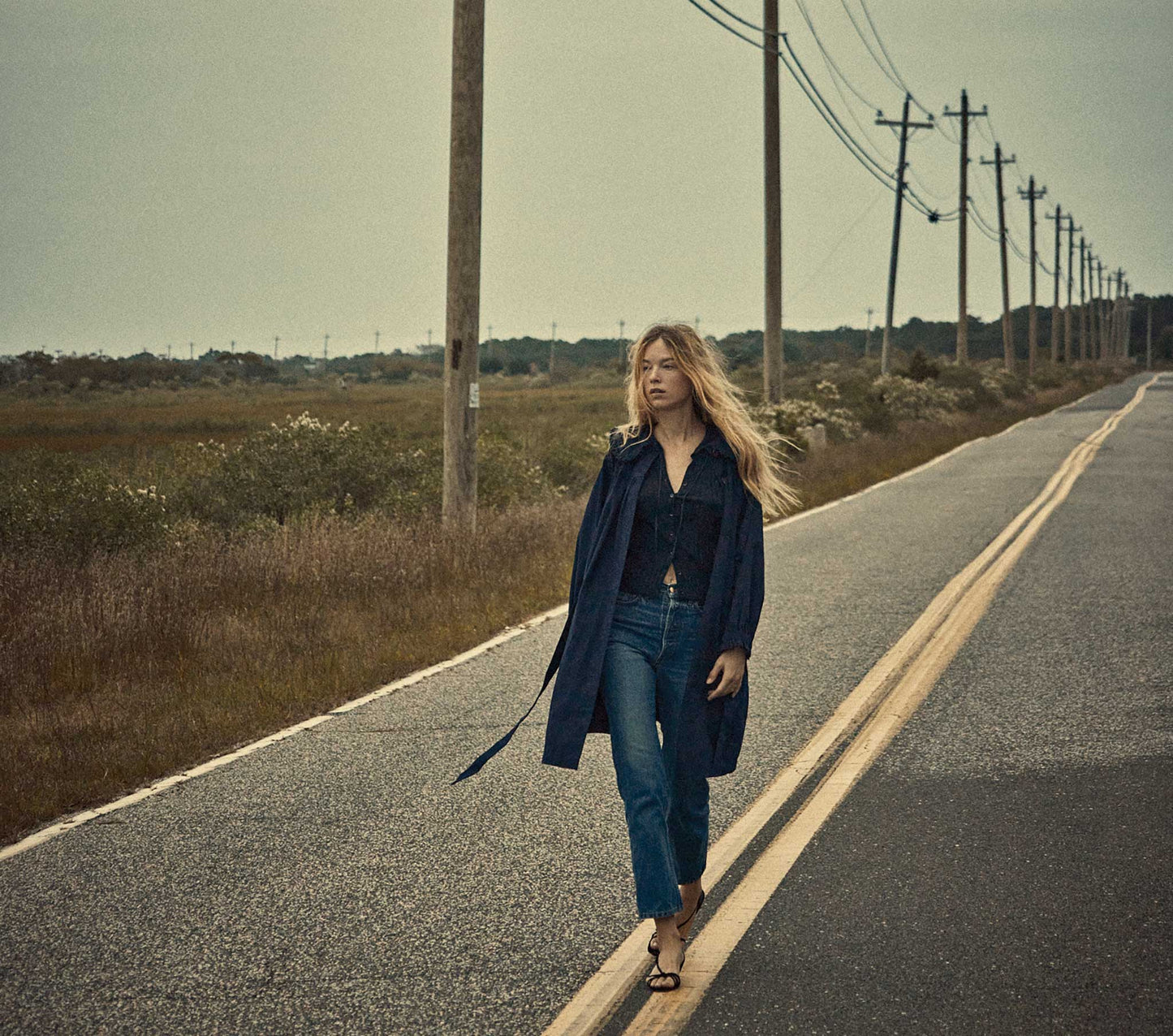 HMD -- DEMI CARDIGAN SWEATER -- NAVY