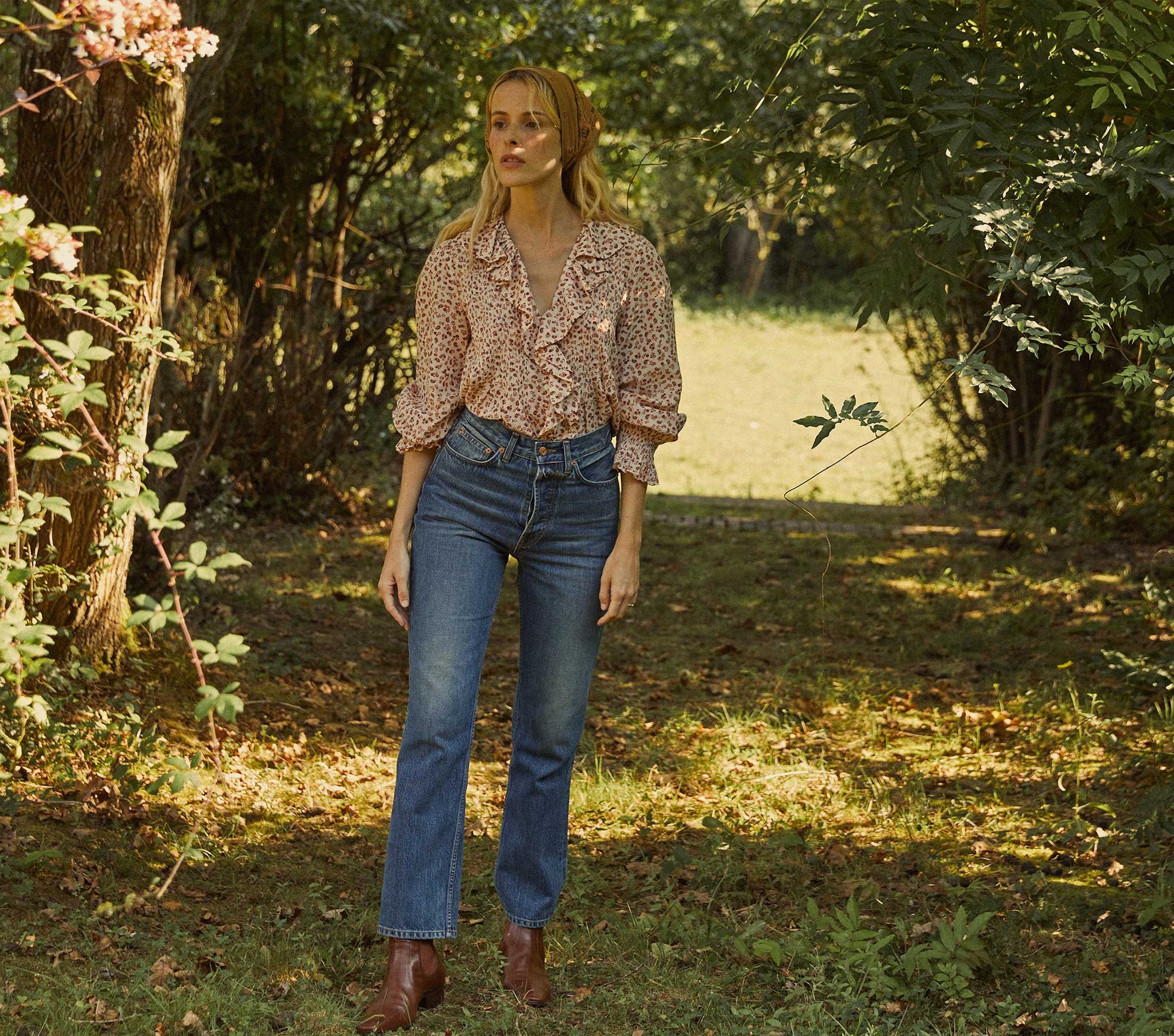 HMD -- HARDY TOP -- RUST SONGBIRD PAISLEY view 3
