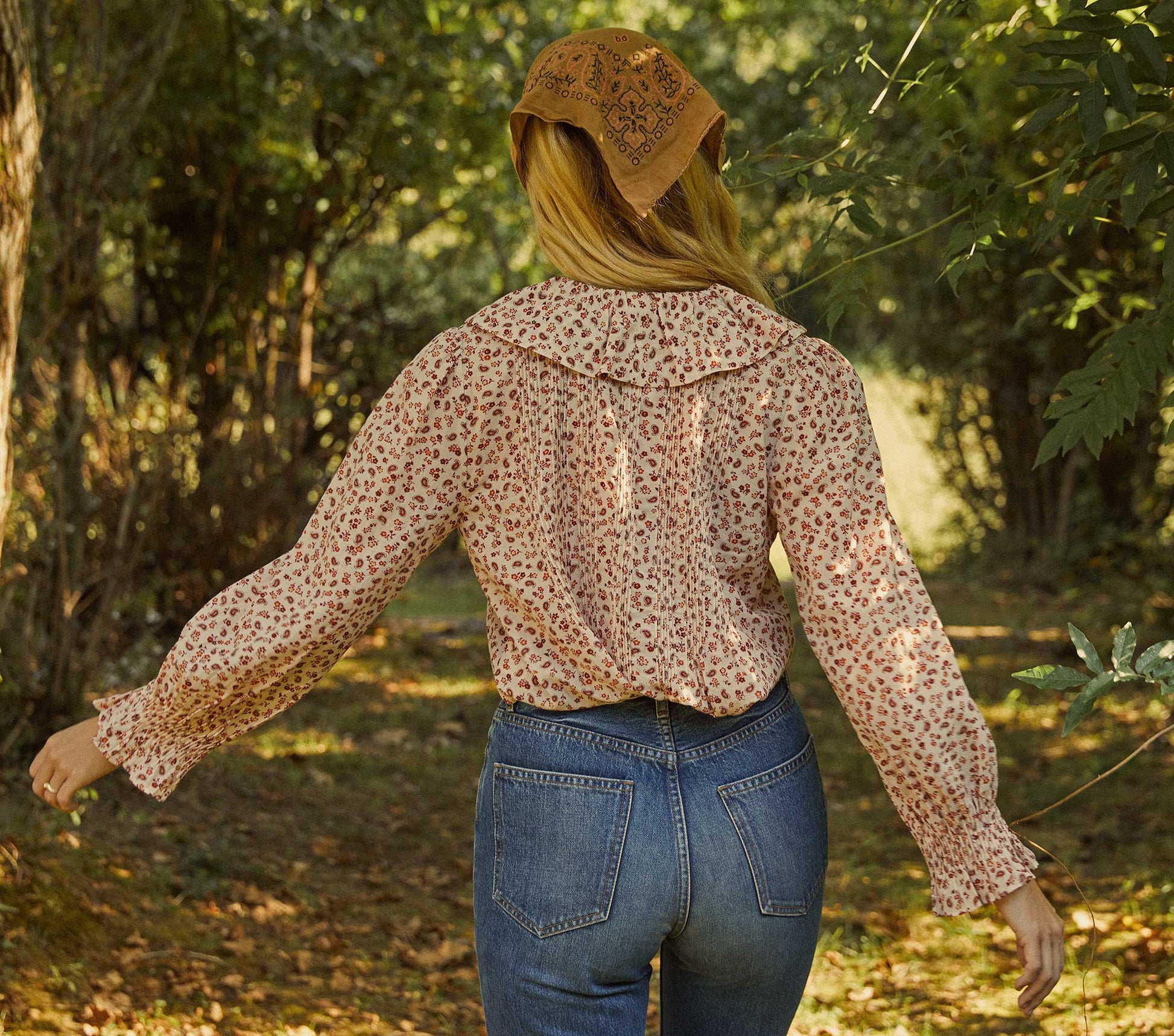 HMD -- HARDY TOP -- RUST SONGBIRD PAISLEY view 5
