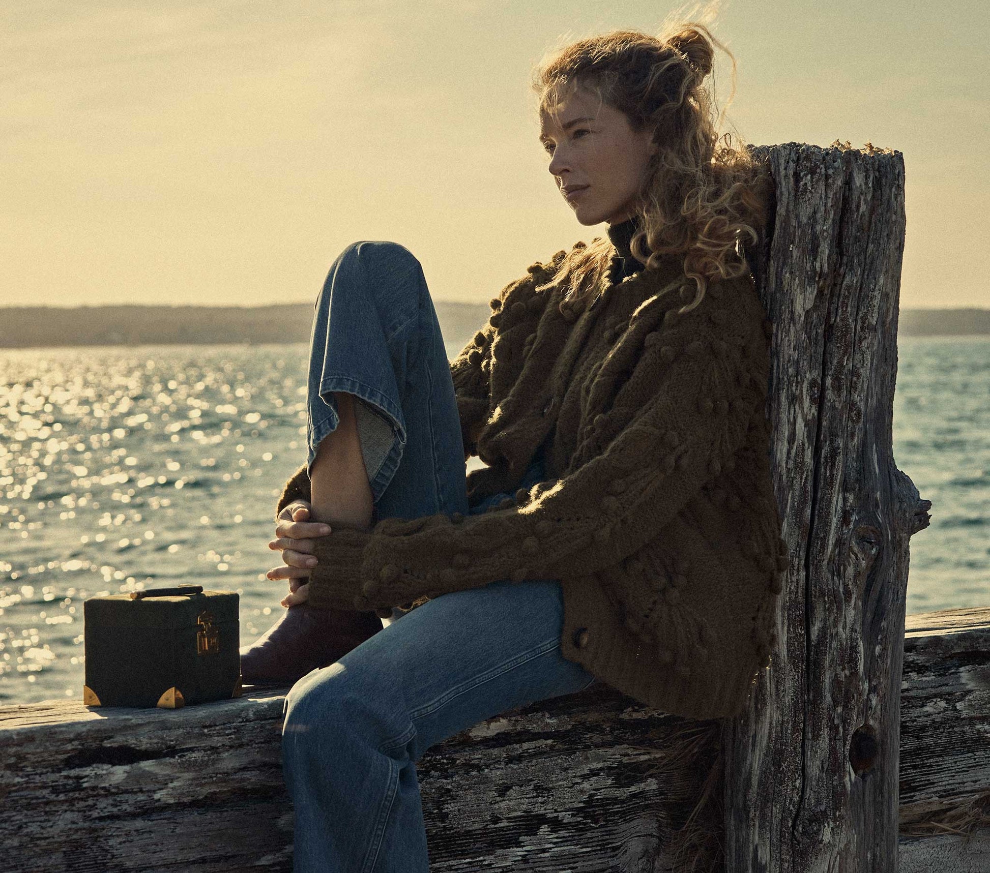 HMD -- SKYE CARDIGAN SWEATER -- OLIVE view 9
