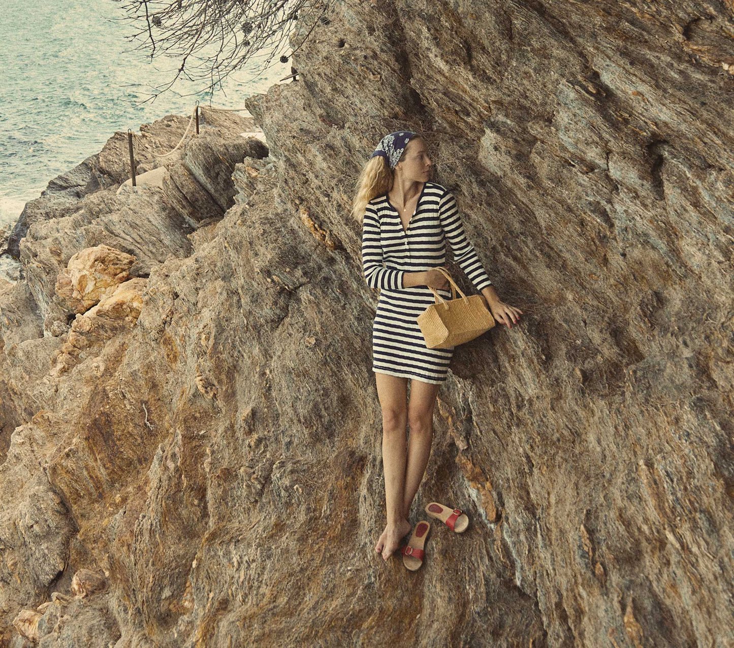 HMD -- COMO DRESS -- NAVY STRIPE