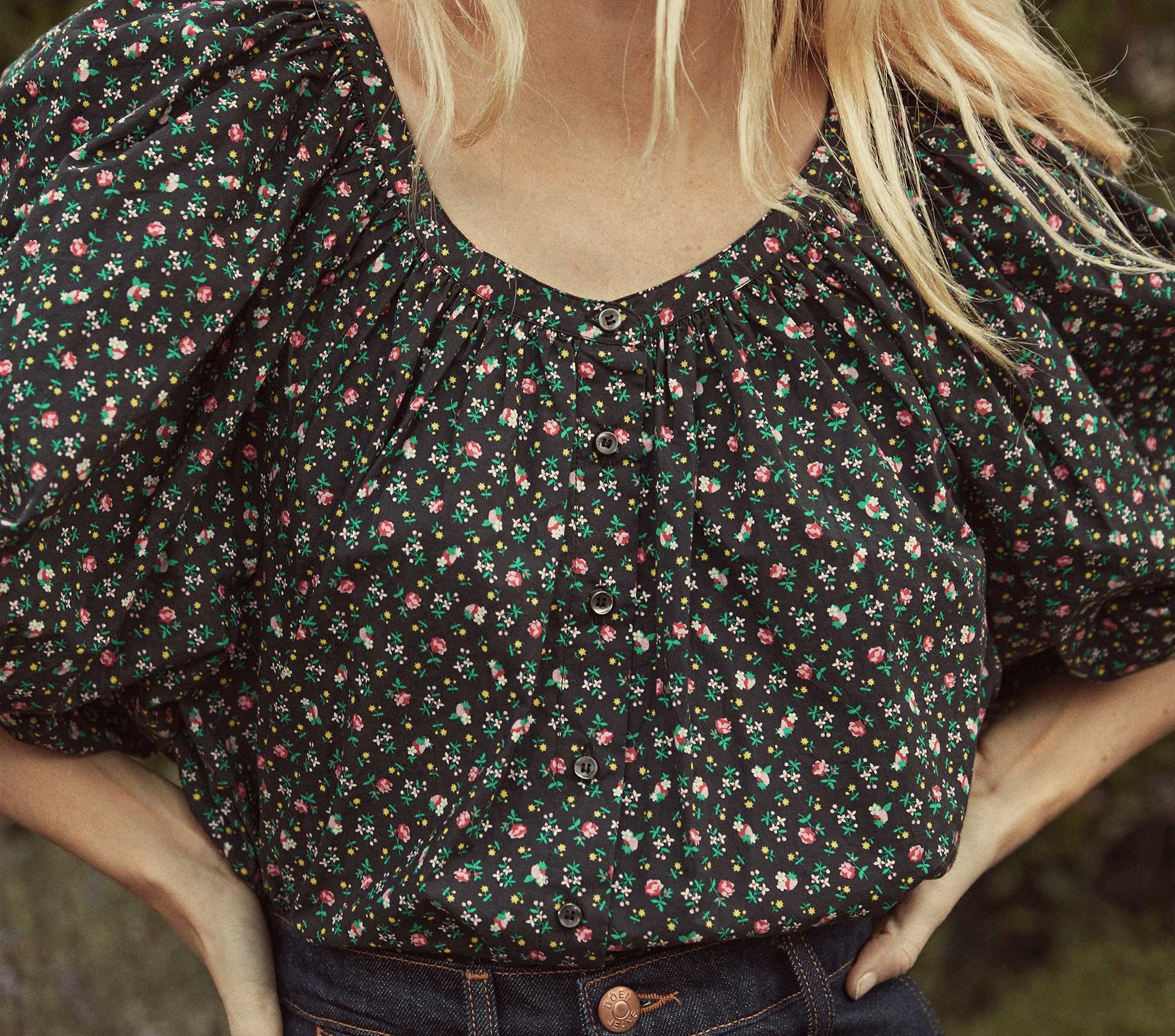 HMD -- JEANNE TOP -- MIRBEAU'S GARDEN view 1
