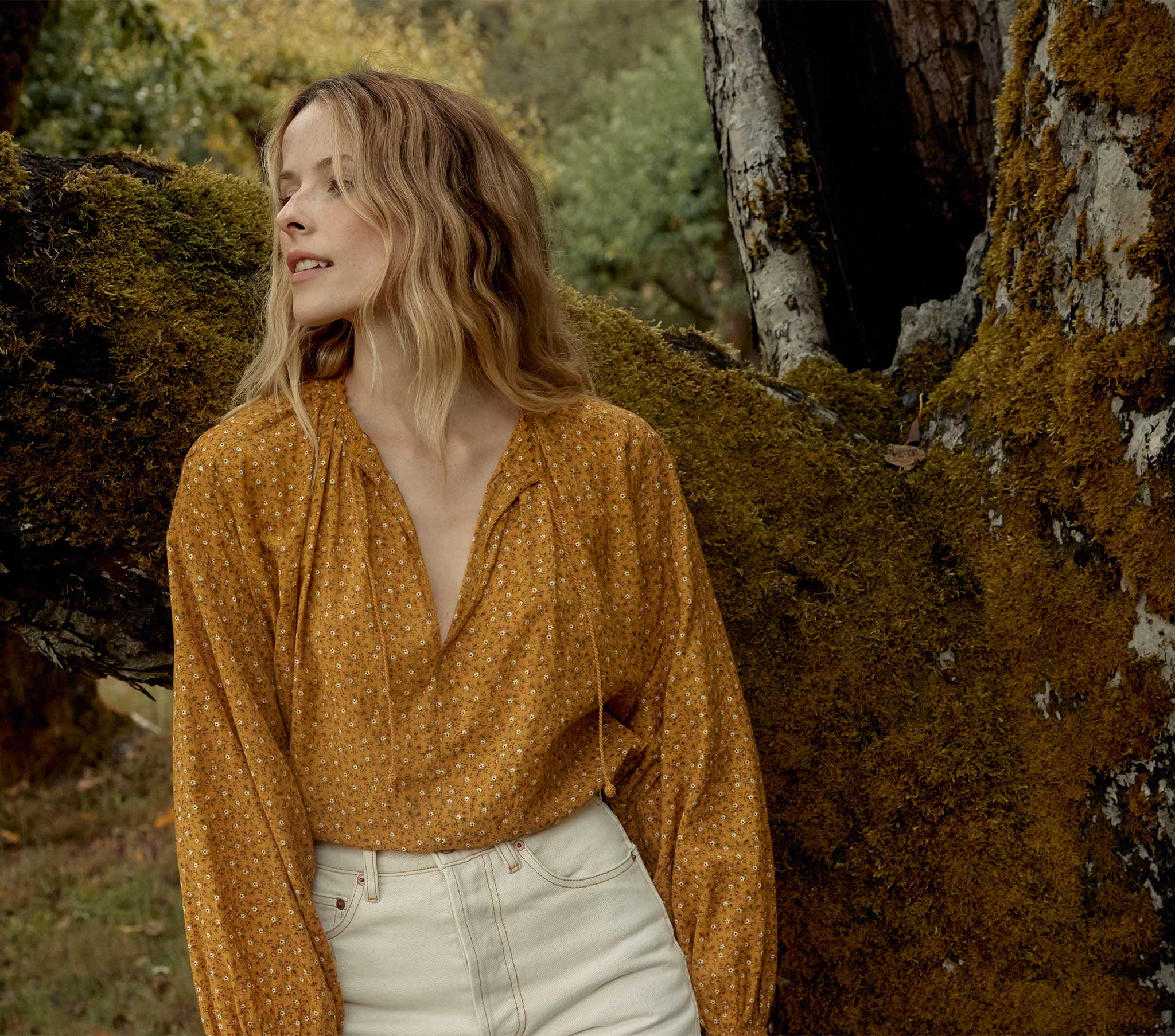 HMD -- JUSTINE TOP -- SUNSOAKED FOOTHILLS FLORAL