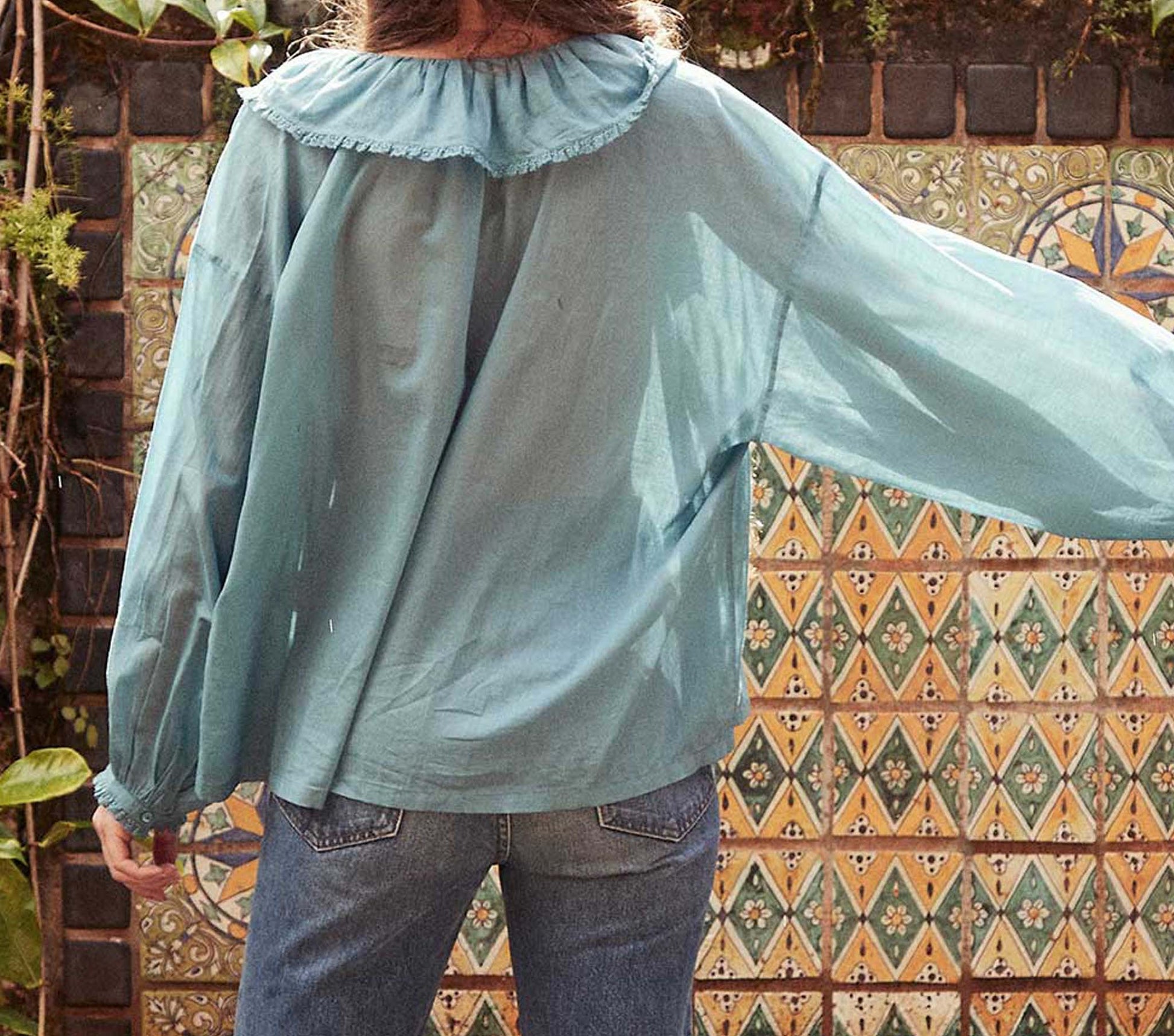 HMD -- JANA TOP -- RIVIERA BLUE view 2
