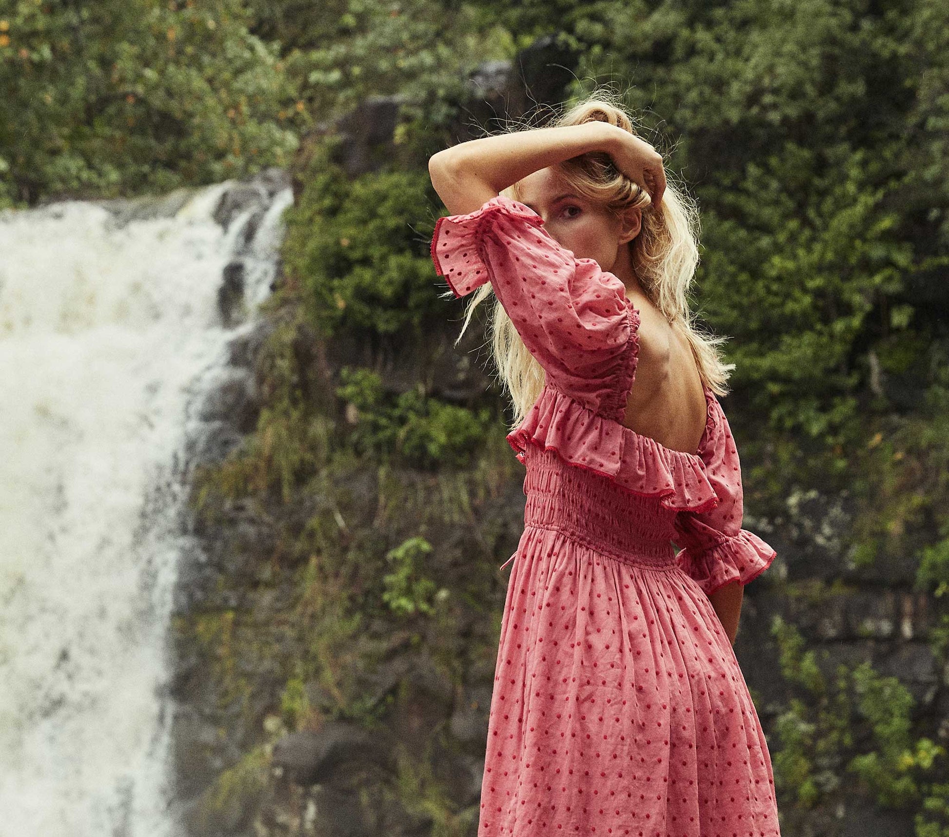 HMD -- SOL DRESS -- TEA ROSE SWISS DOT view 7
